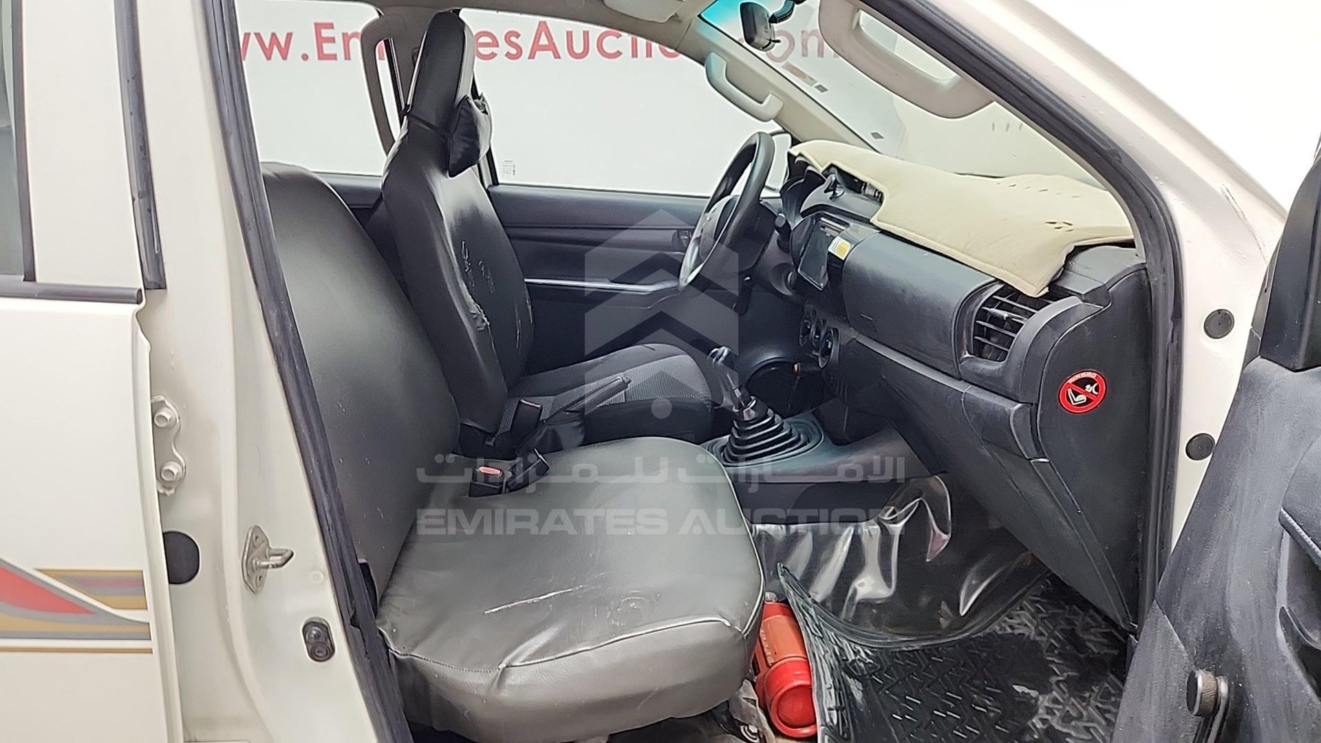 2020 TOYOTA HILUX VIN: MR0DX9CD4L2524634