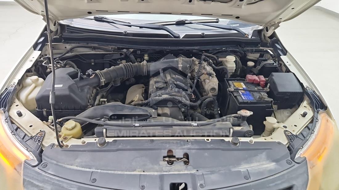ميتسوبيشي L 200 2016 — خليج المحرك — صورة 42