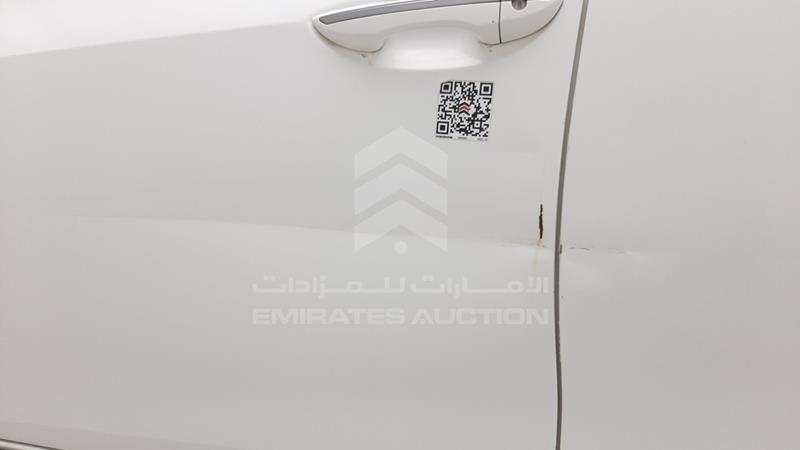 RKLBL9HE7F5241122 Auction: EmiratesAuction Lot: 407963 RKLBL9HE7F5241122 Toyota Corolla 2015 WHITE Photo 34