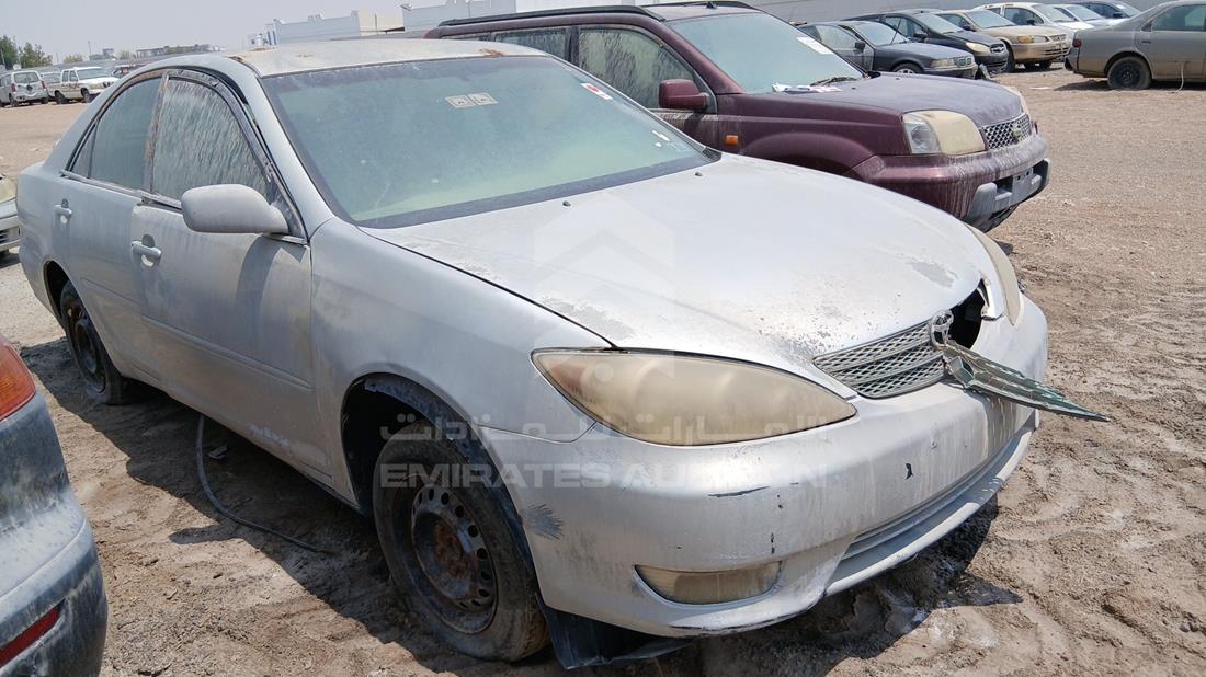 2006 Toyota Camry — Front Right Angle — Photo 8