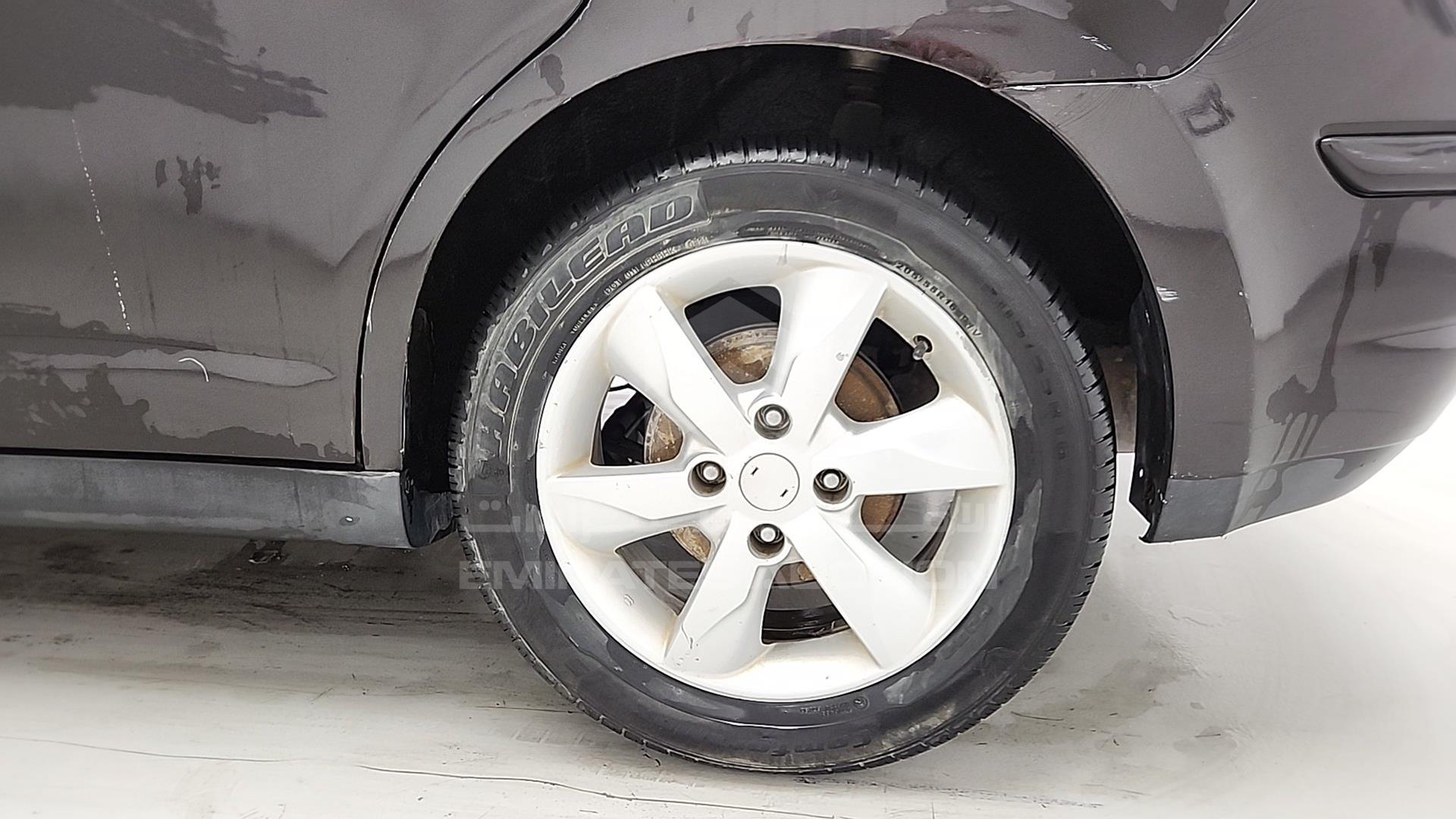 2011 NISSAN TIIDA VIN: 3N1BC1C74BK194996