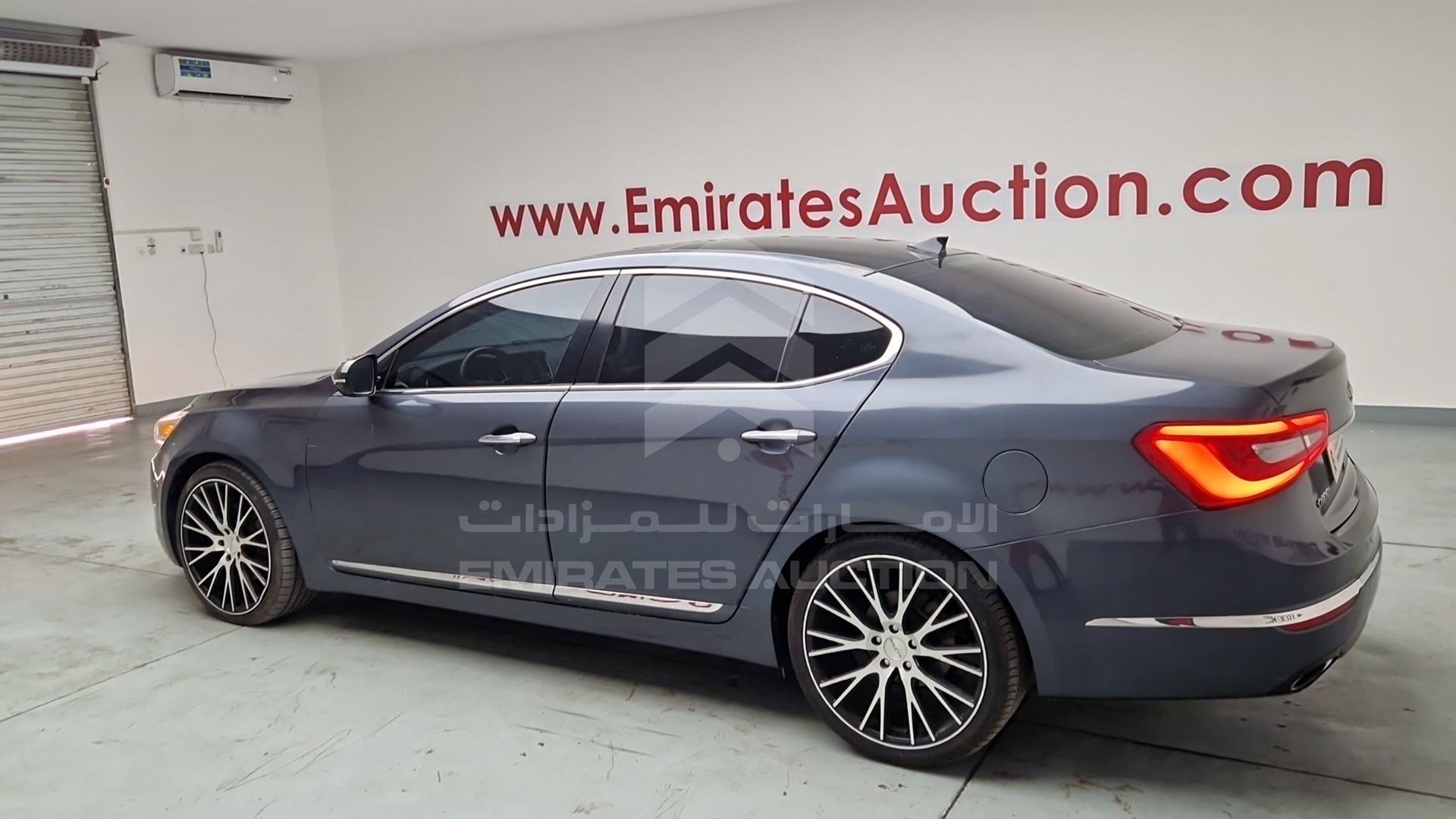 2015 KIA CADENZA VIN: KNALN4D71F5194432