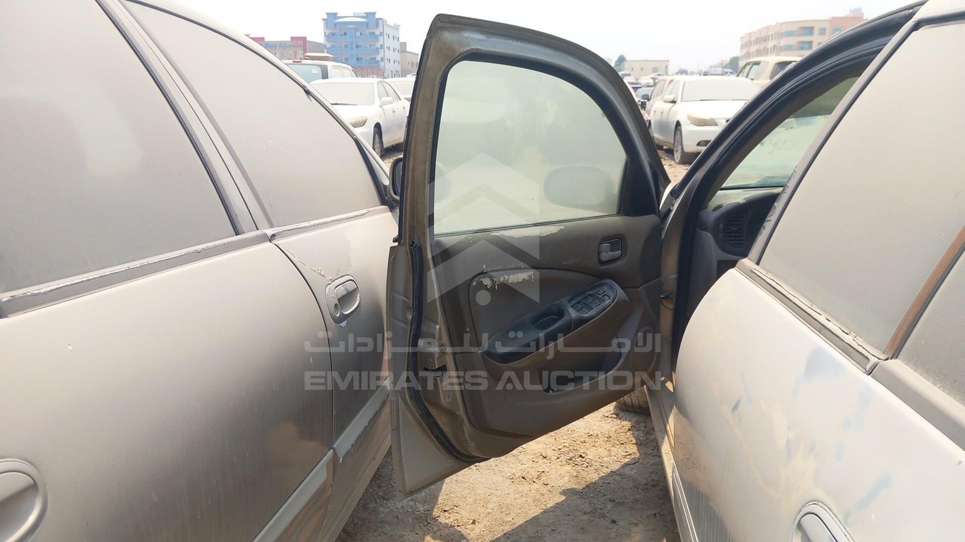 2002 NISSAN SUNNY VIN: JN1EN61C62W005886