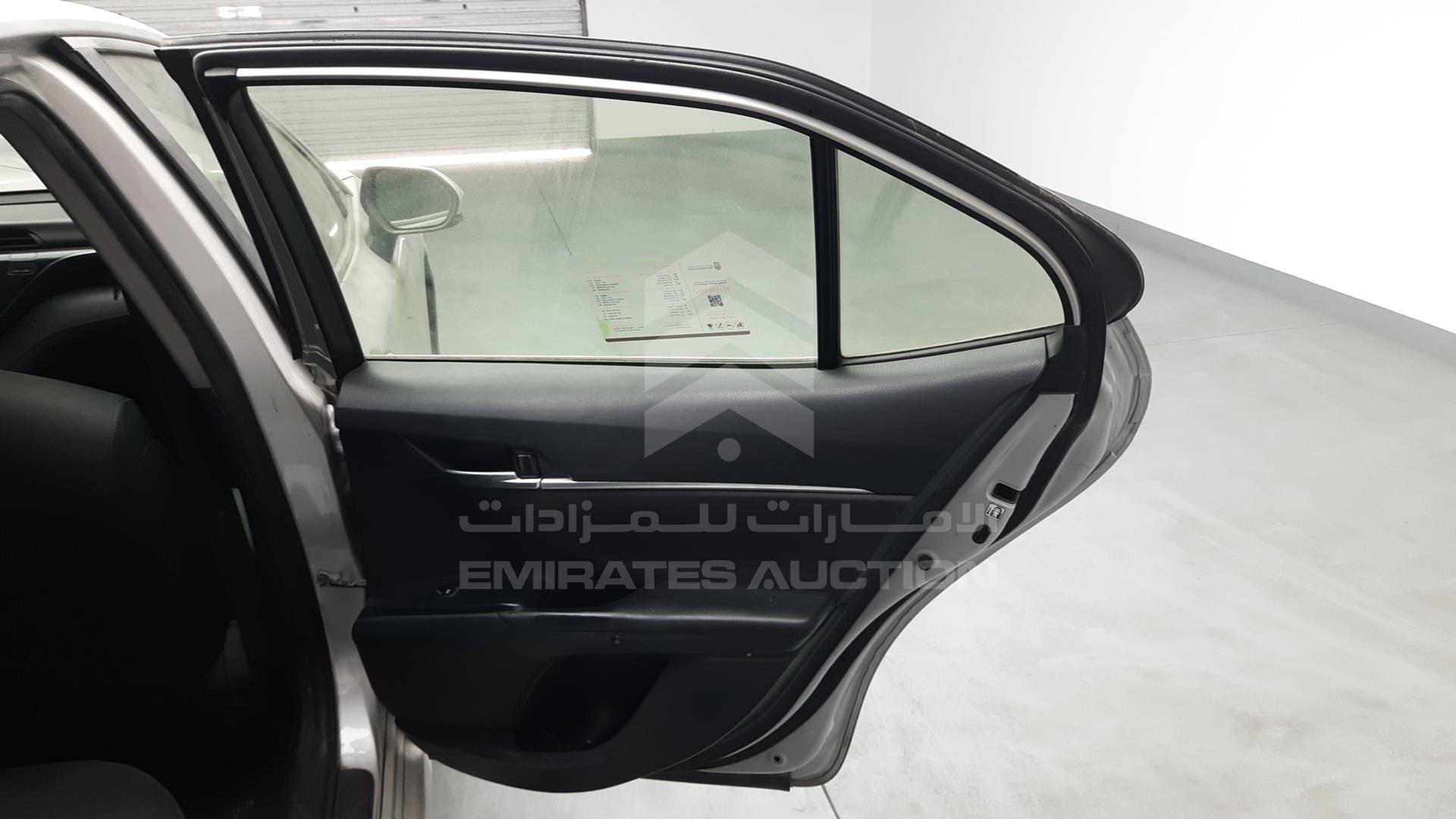 2019 TOYOTA CAMRY VIN: JTNBF9HK7K3024987