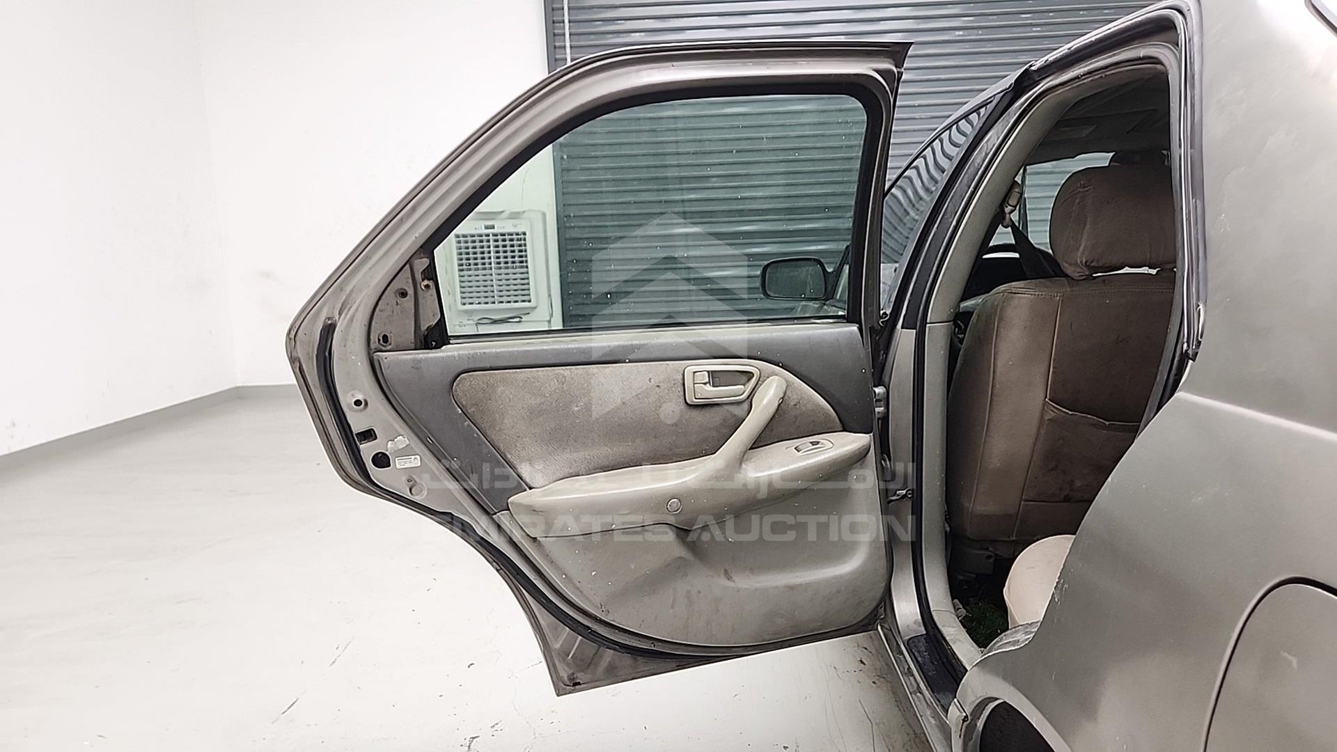 2001 TOYOTA CAMRY VIN: 4T1BG22KX1U108016