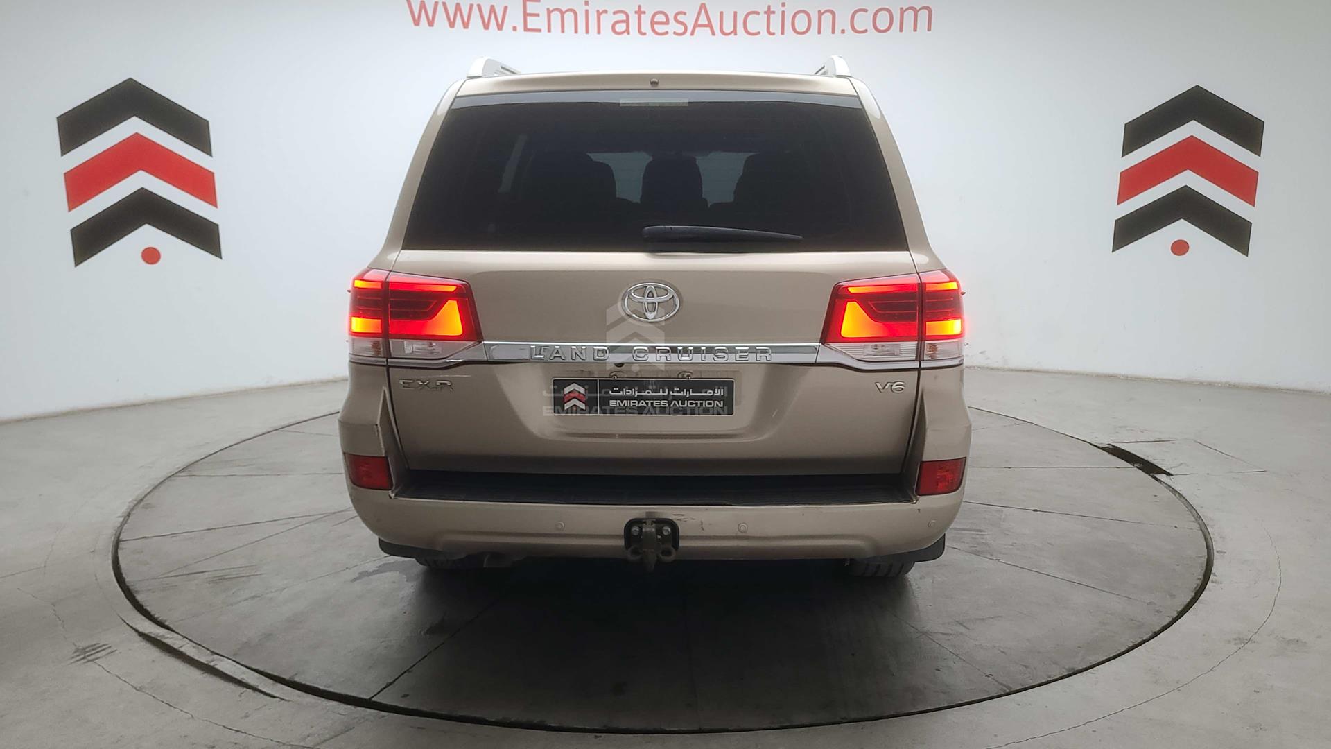 2016 TOYOTA LAND CRUISER VIN: JTMHU01JXG4126352
