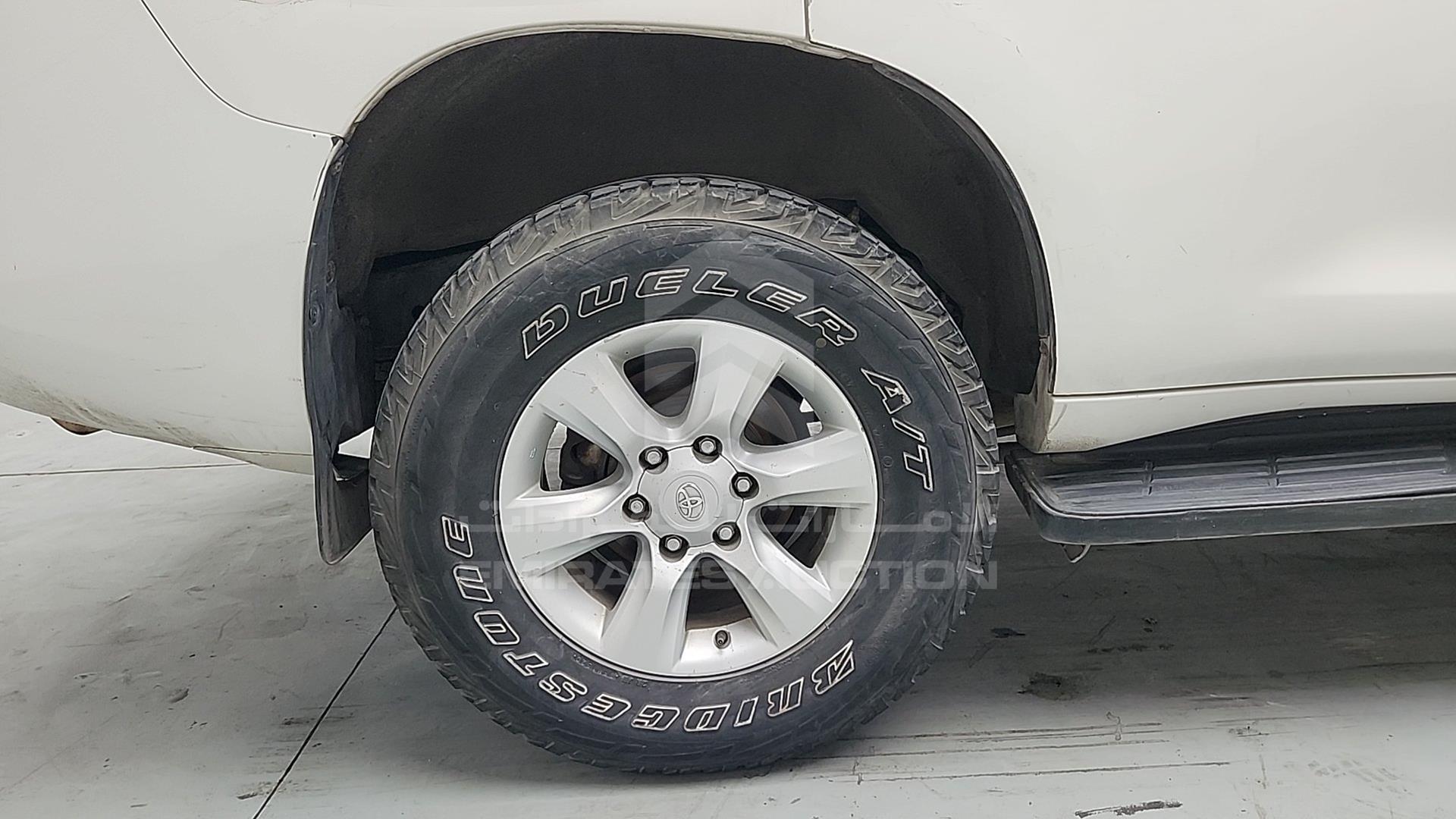 2011 TOYOTA PRADO VIN: JTEBX9FJXB5012991