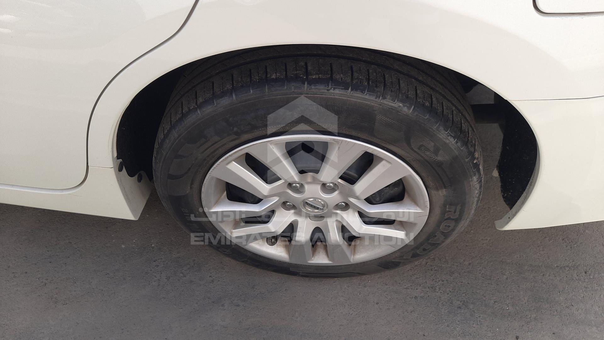 2018 NISSAN ALTIMA VIN: 1N4AL3A9XJC276105