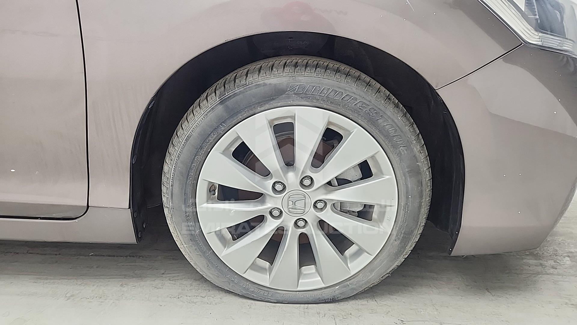 2015 HONDA ACCORD VIN: LUCCR2629F3414257