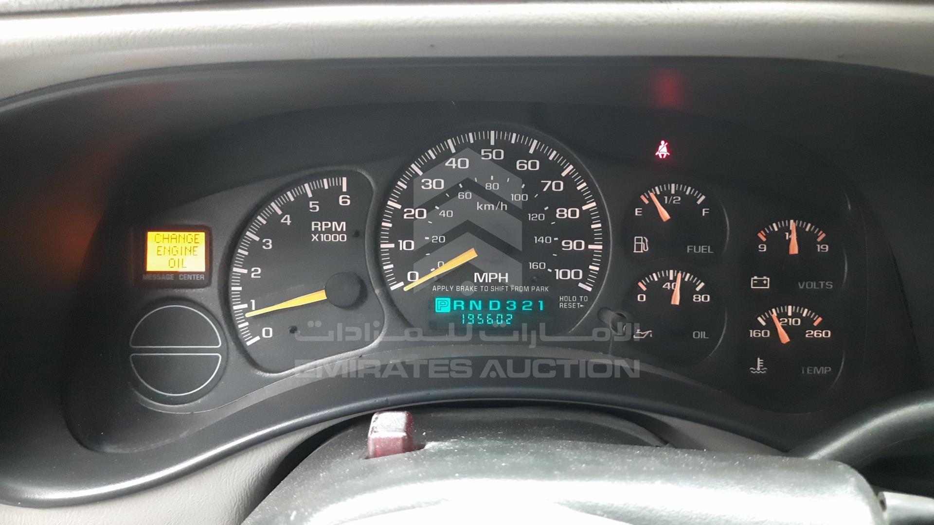 2000 CHEVROLET SILVERADO VIN: 2GCEC19V3Y1360820
