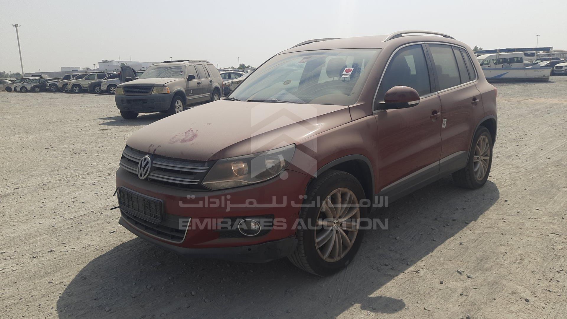 2012 VOLKSWAGEN TIGUAN VIN: WVGCE15NXCW045677
