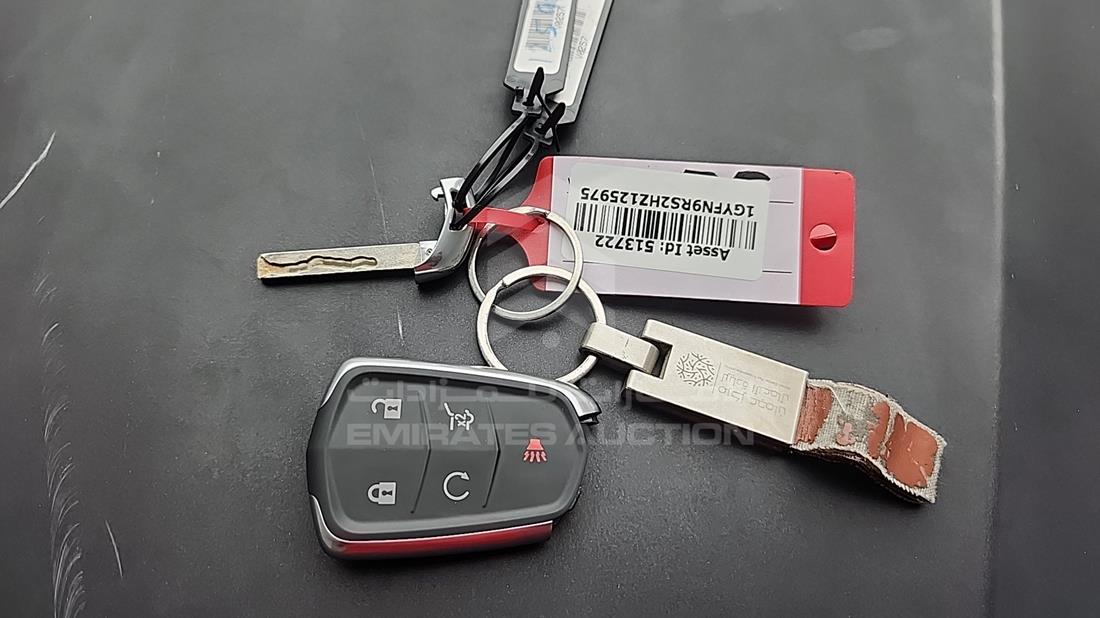 2017 Cadillac XT 5 — Keys — Photo 6