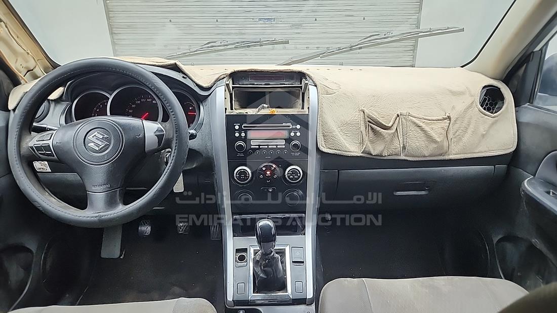 2007 Suzuki Grand Vitara — Full Dashboard View — Photo 15