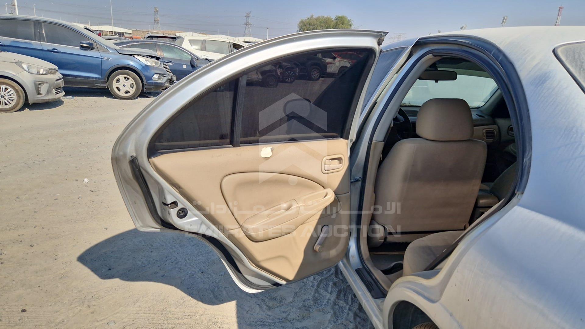 2011 NISSAN SUNNY VIN: JN1FN61C3BW209081