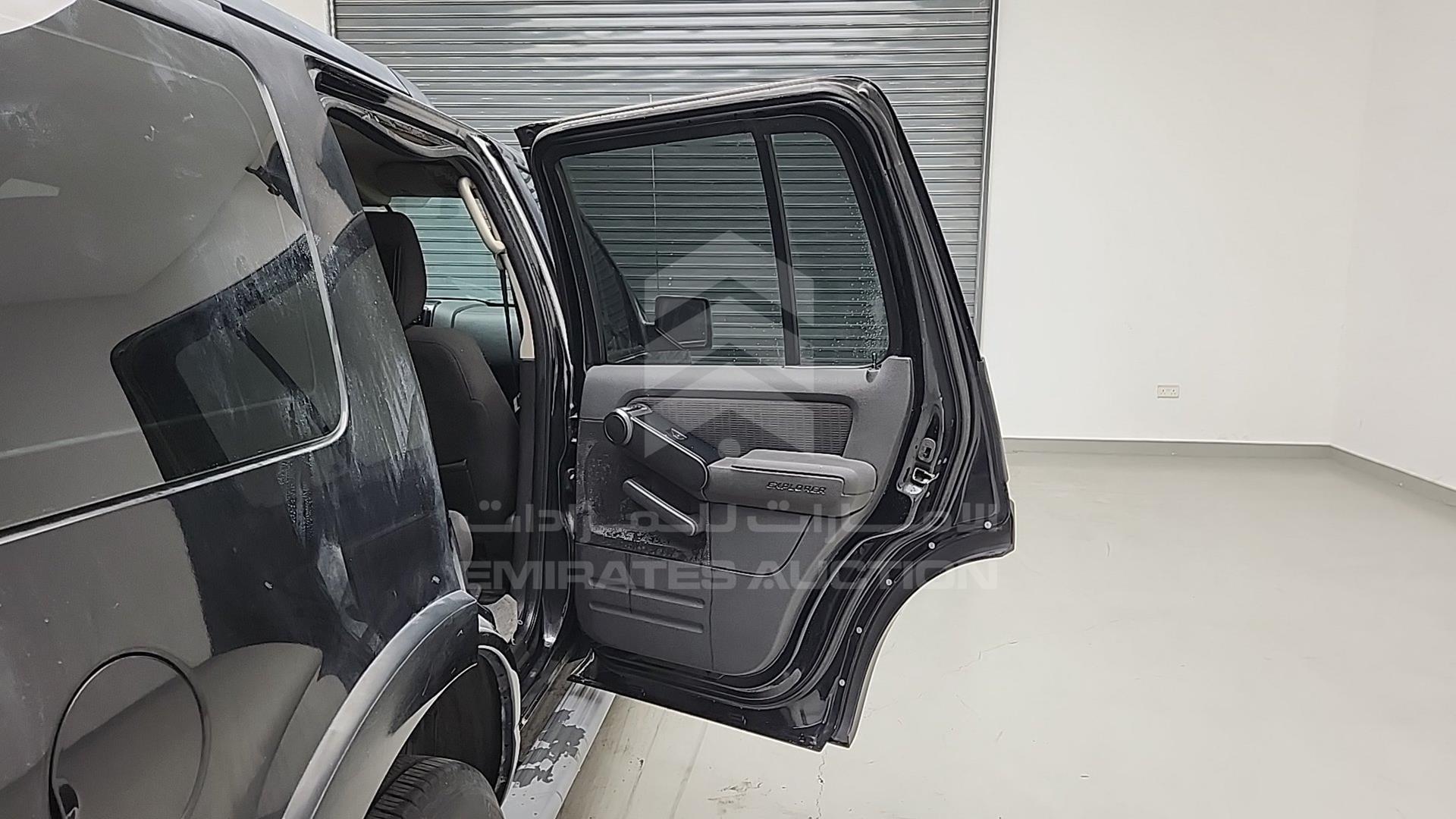 2009 FORD EXPLORER VIN: 1FMEU73E89UA06107