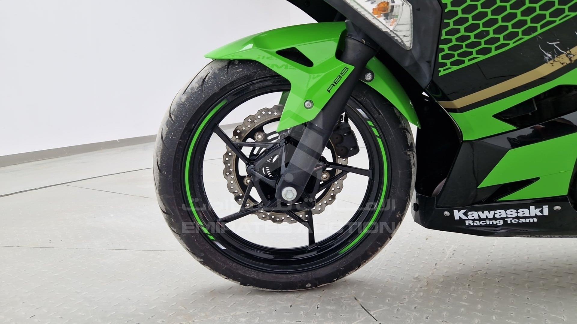 2018 KAWASAKI EX400C VIN: JKAEXKG12JDA07437