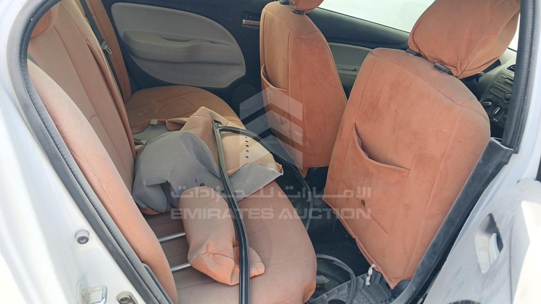 ميتسوبيشي اتريج 2021 — زاوية الراكب الخلفي اليمنى — صورة 20
