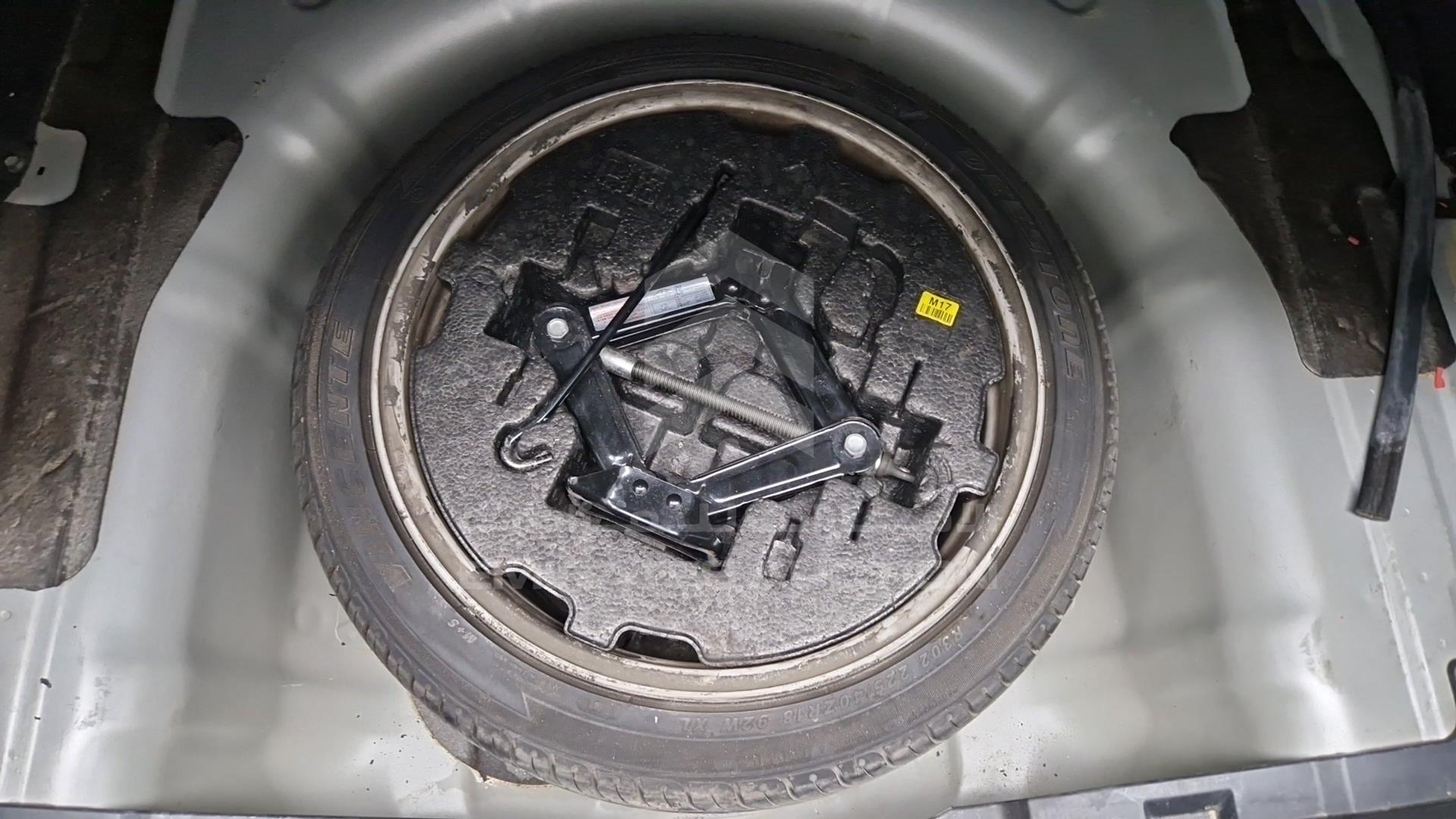 2012 HYUNDAI SONATA VIN: KMHEC41C2CA388372