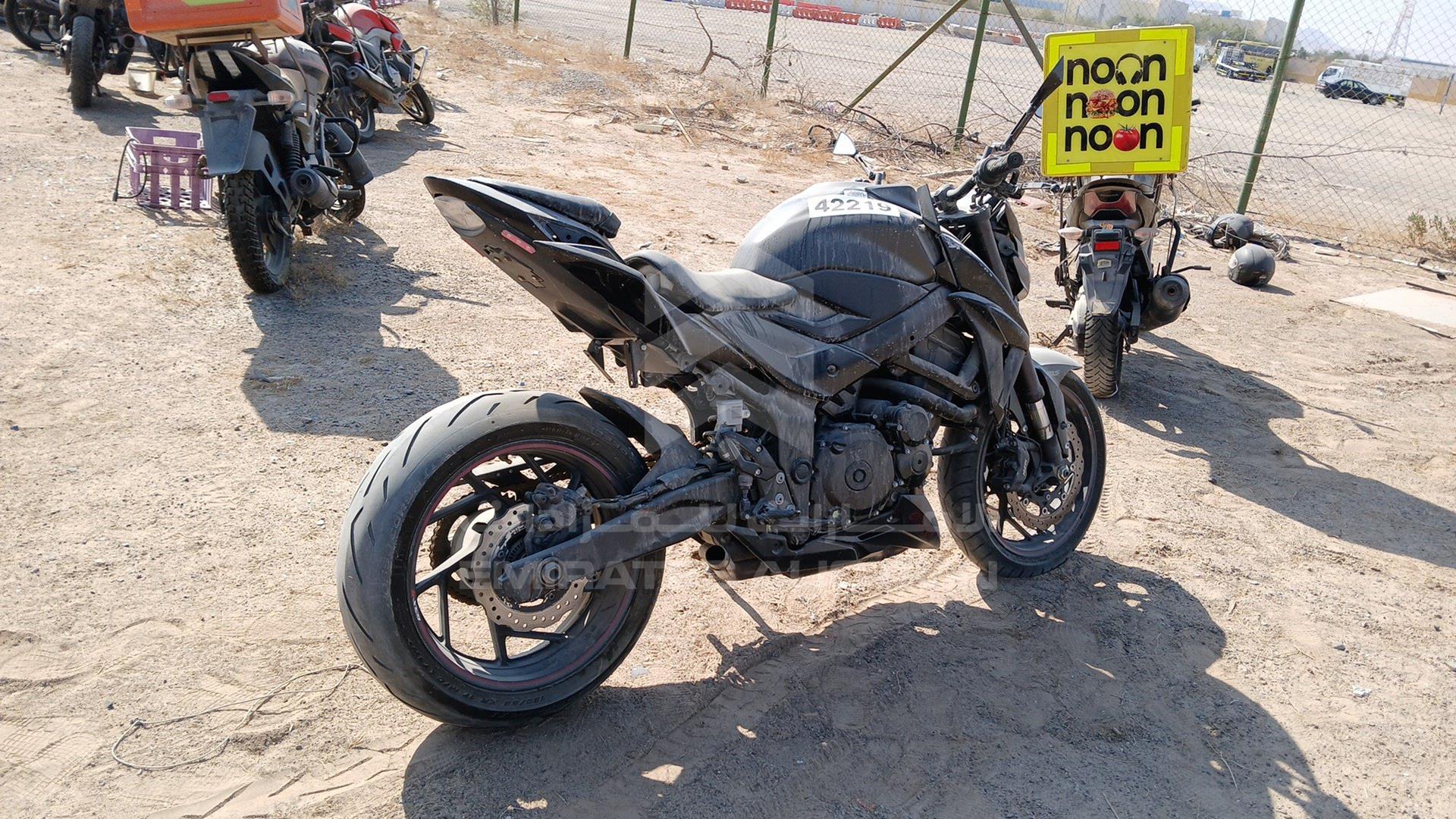 2018 SUZUKI MOTORBIKE VIN: JS1C533B6J210119