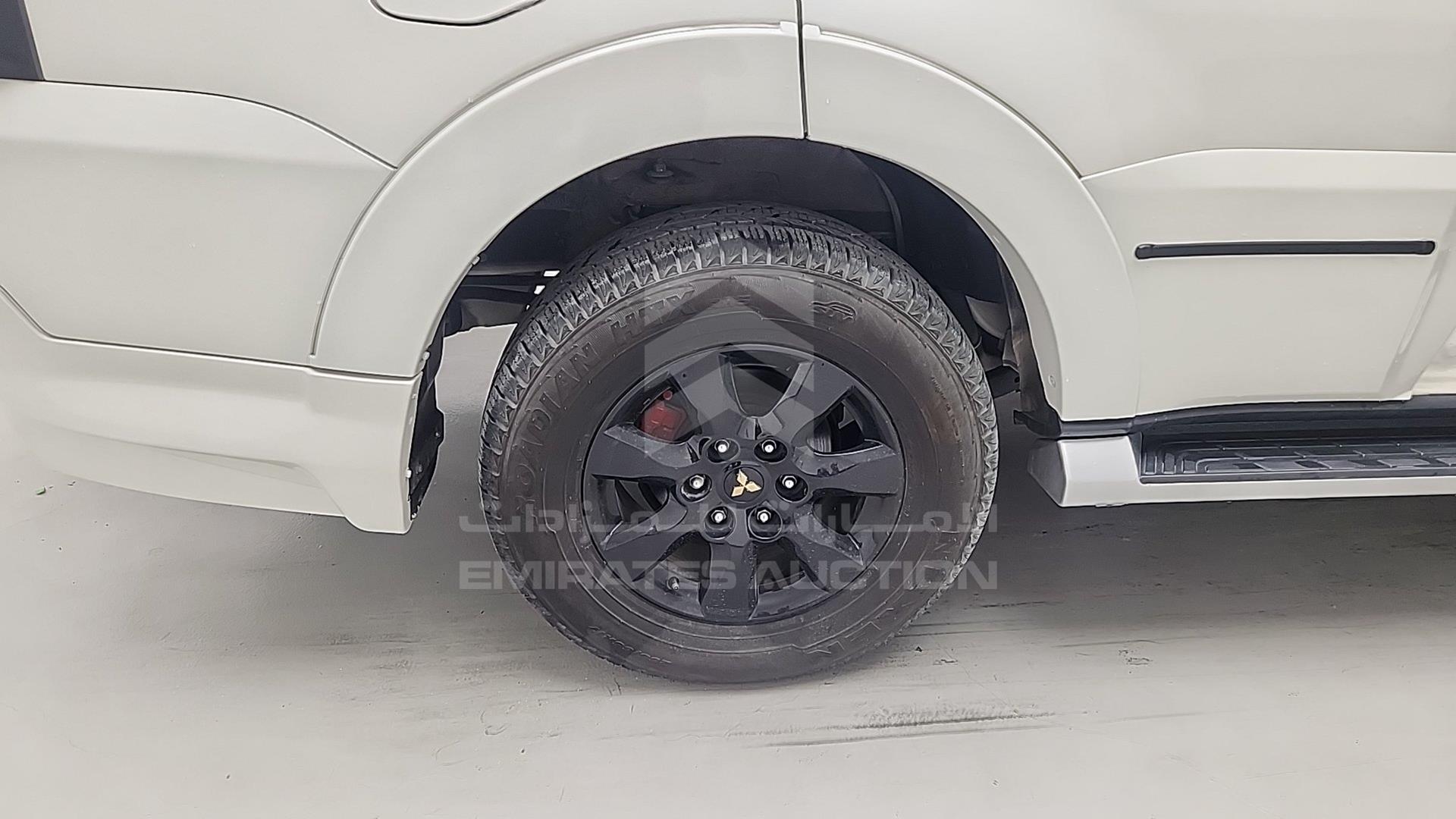 2019 MITSUBISHI PAJERO VIN: JE4MR62M7KJ705620