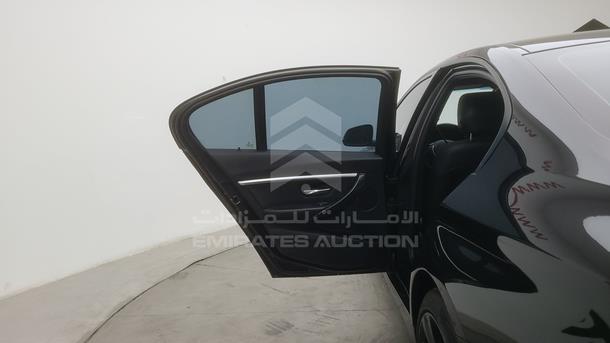 2018 BMW 330 VIN: WBA8D9C50JA614221