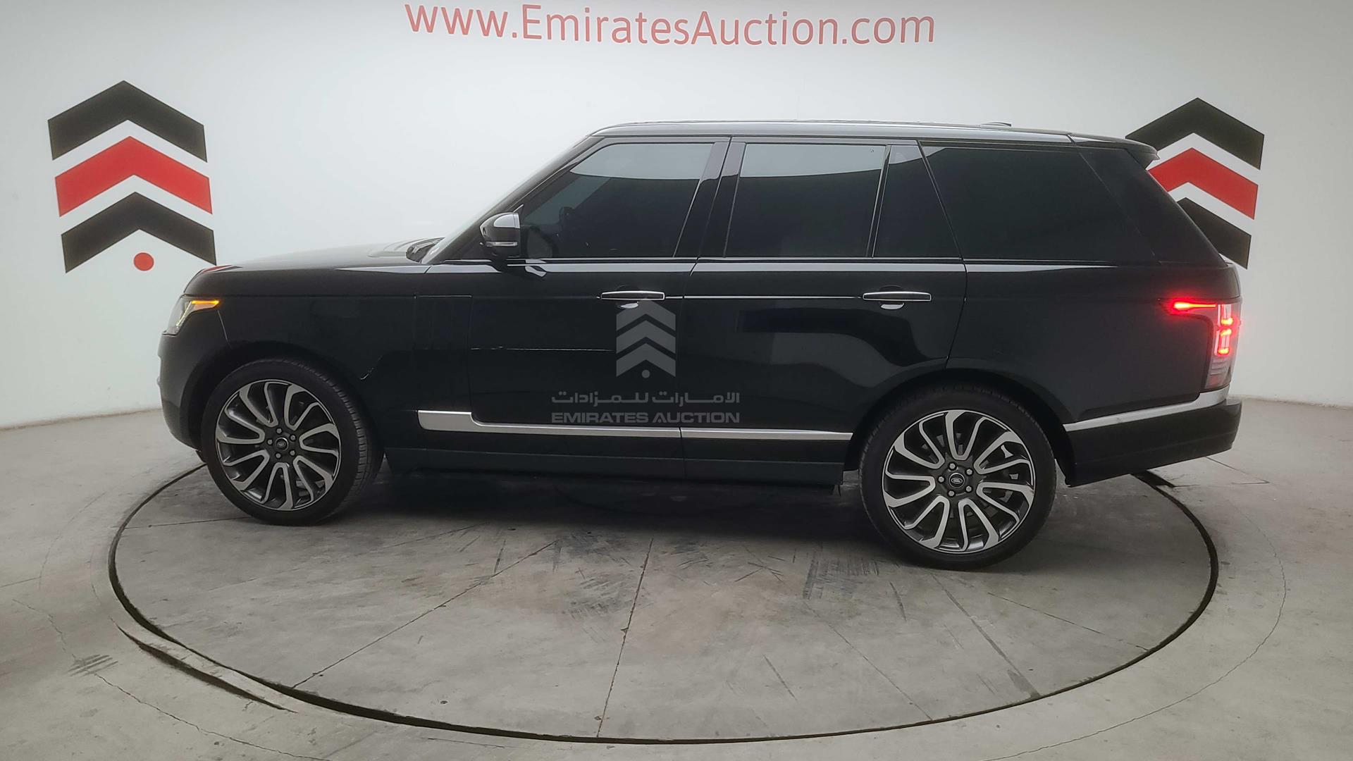 2016 RANGE ROVER VOGUE VIN: SALGA2EF9GA304882