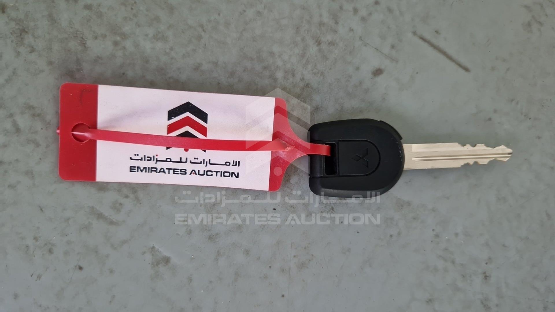 2011 MITSUBISHI PAJERO VIN: JMYLRV95WBJ708816
