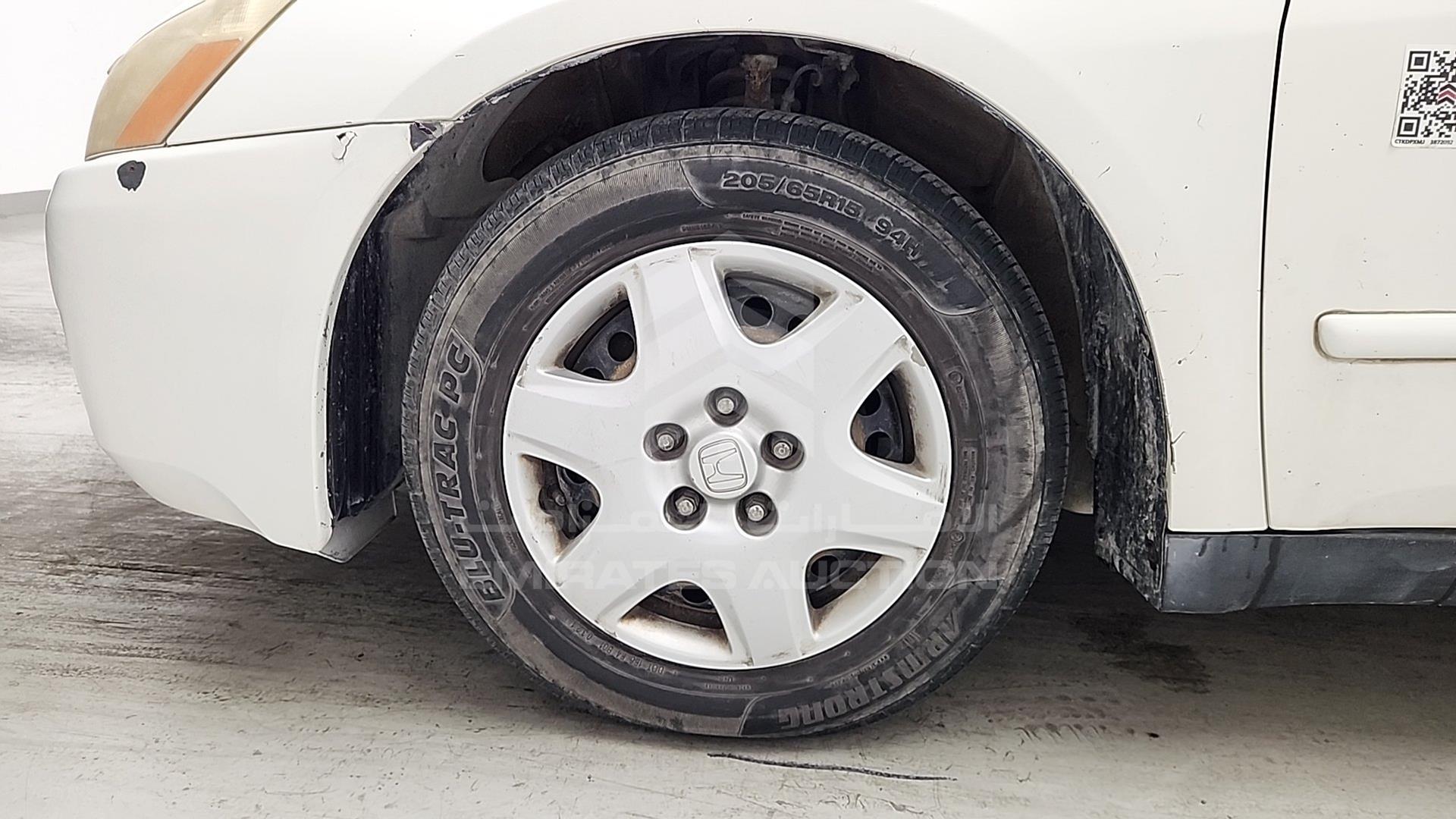 2005 HONDA ACCORD VIN: JHMCM56595C403917