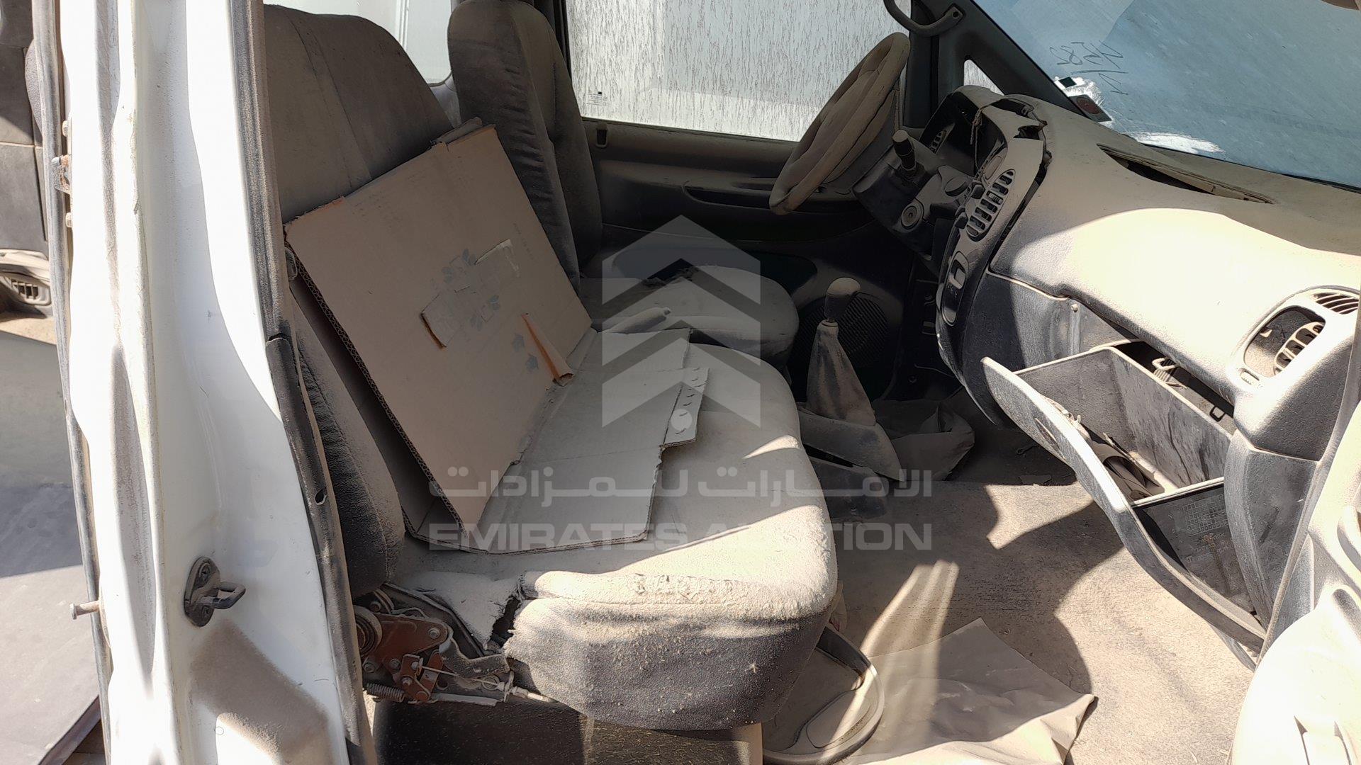 KMJWWH7W06U692581 - 2006 Hyundai H1 - #359616