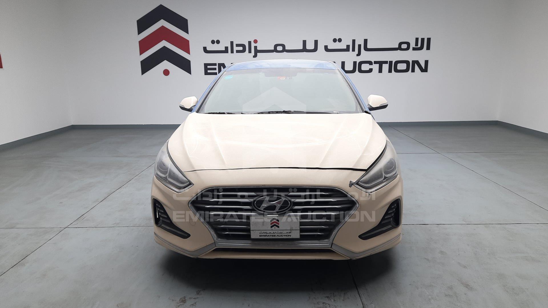 2019 HYUNDAI SONATA HYBRID VIN: KMHE24136KA093096