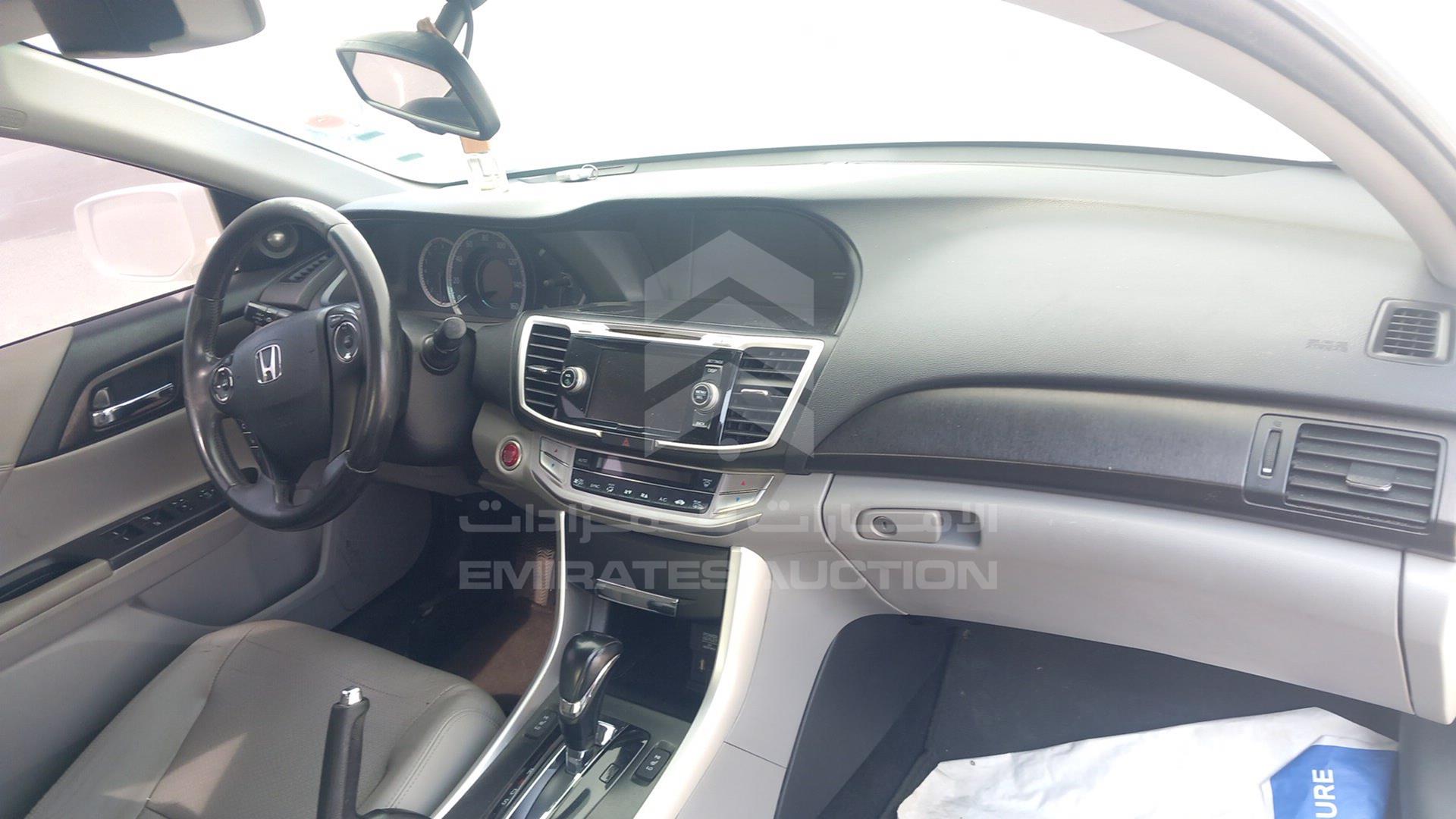 2013 HONDA ACCORD VIN: 1HGCR3F87DA047156