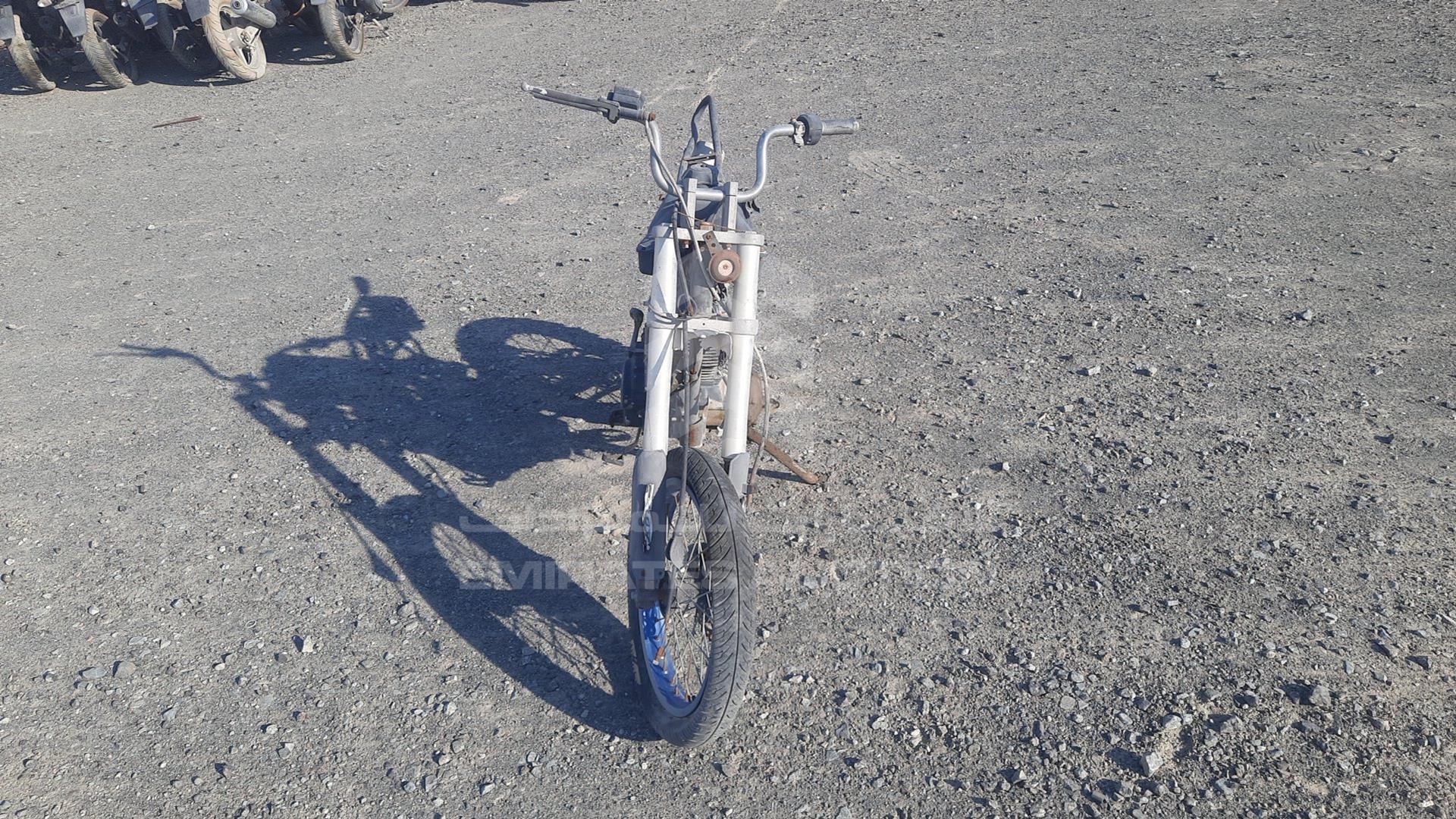 0 MOTORBIKE --- VIN: L5CHEJLHEM002735