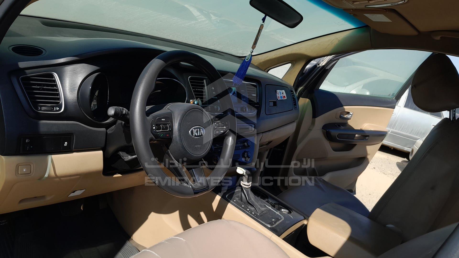 2018 KIA CARNIVAL VIN: KNAMB8121J6416239
