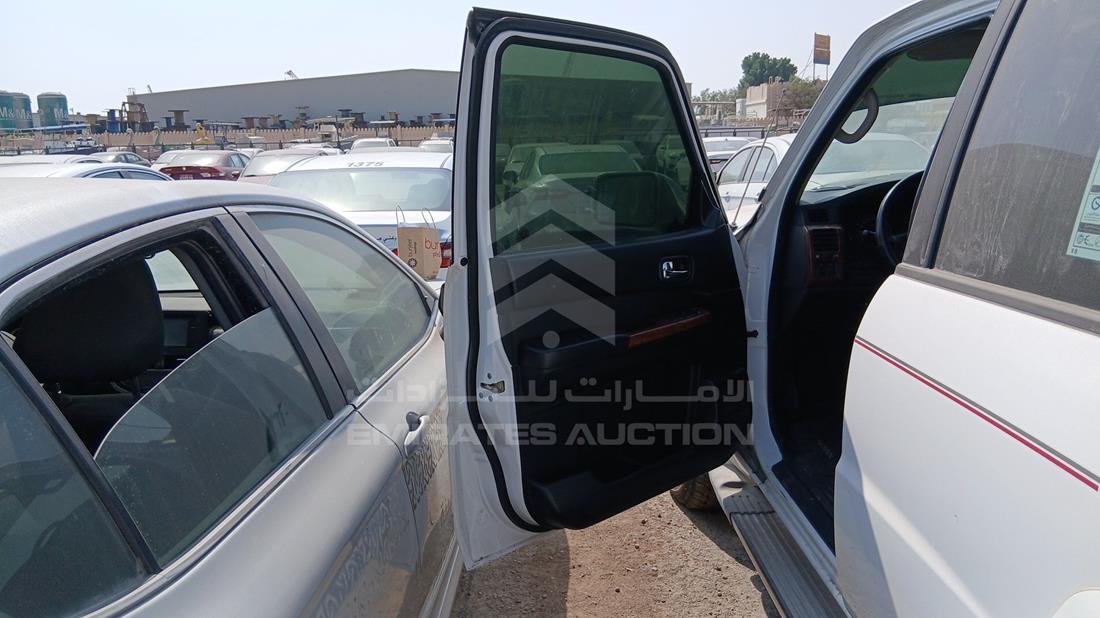 2021 Nissan Patrol — Front Left Door — Photo 11