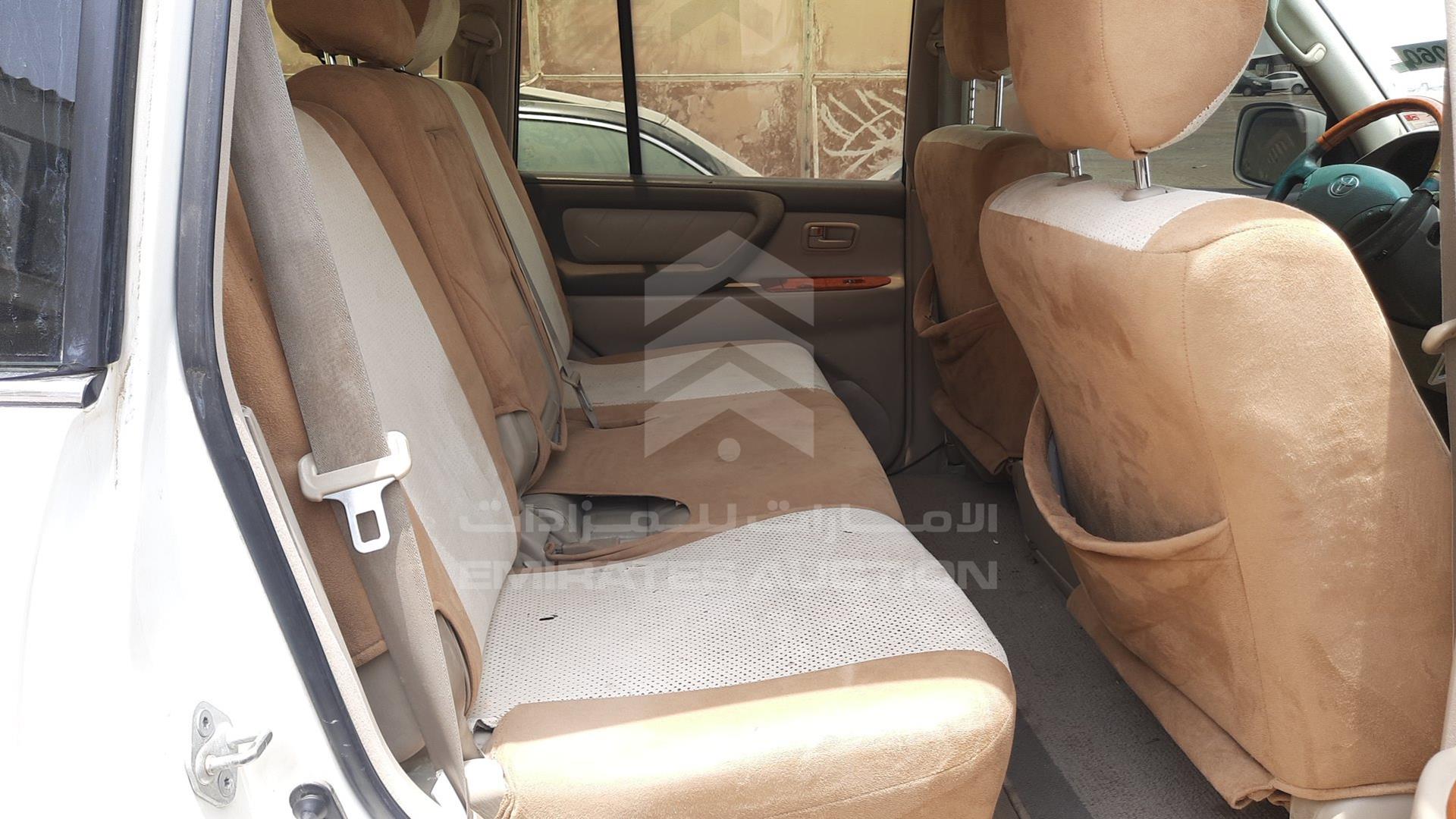 2006 TOYOTA LAND CRUISER VIN: JTEHT05J162089016