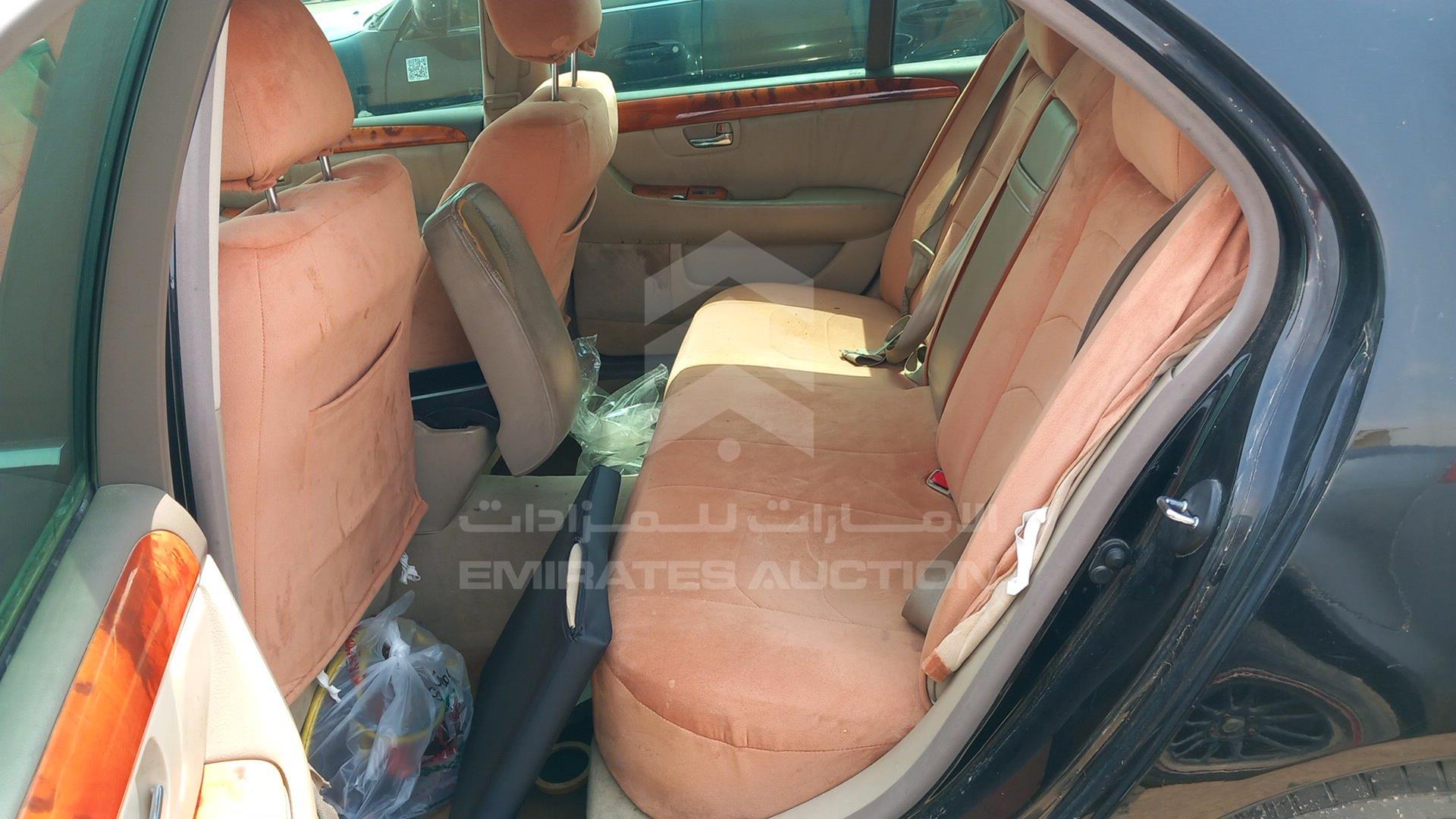 2001 LEXUS LS 430 VIN: JTHBN30FX10001866