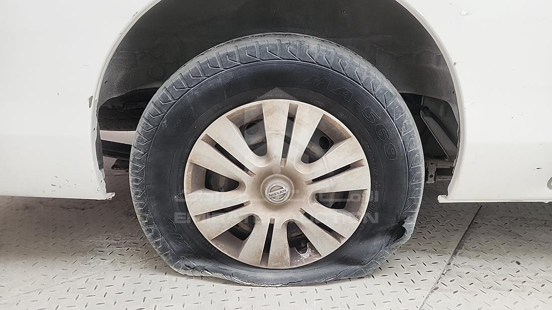 2020 Nissan Urvan — Rear Right Tyre — Photo 23