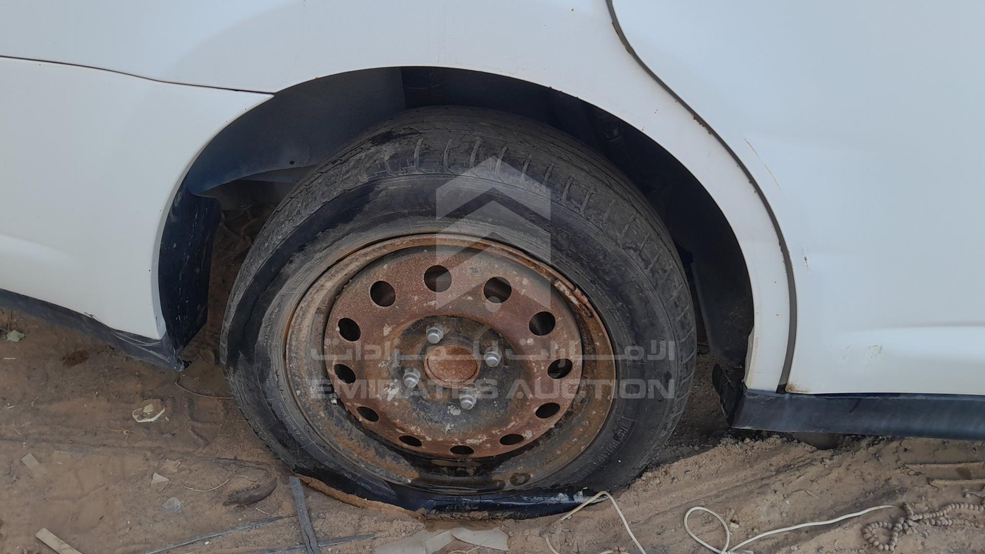 2012 NISSAN TIIDA VIN: 3N1BC1A61CK231000
