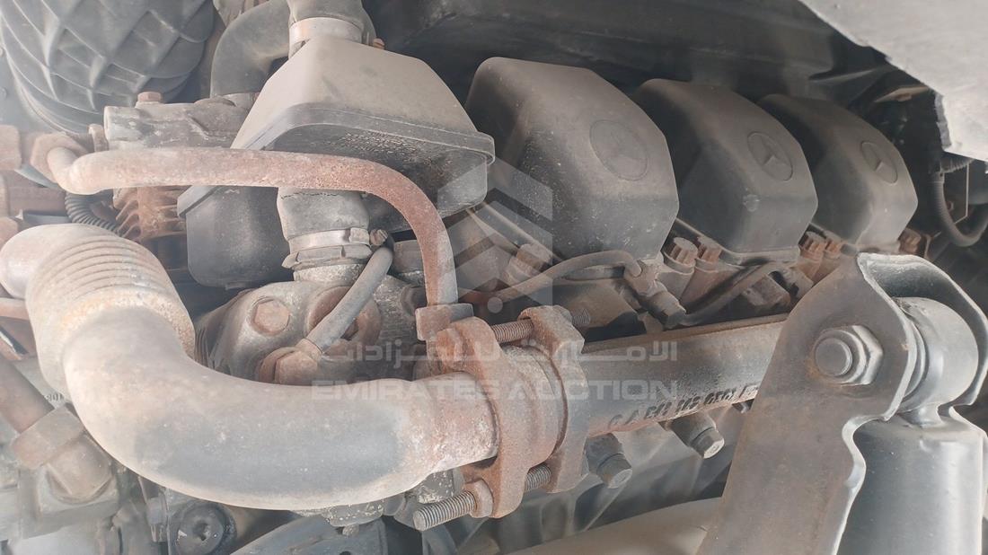 مرسيدس 1840 1998 — خليج المحرك — صورة 38