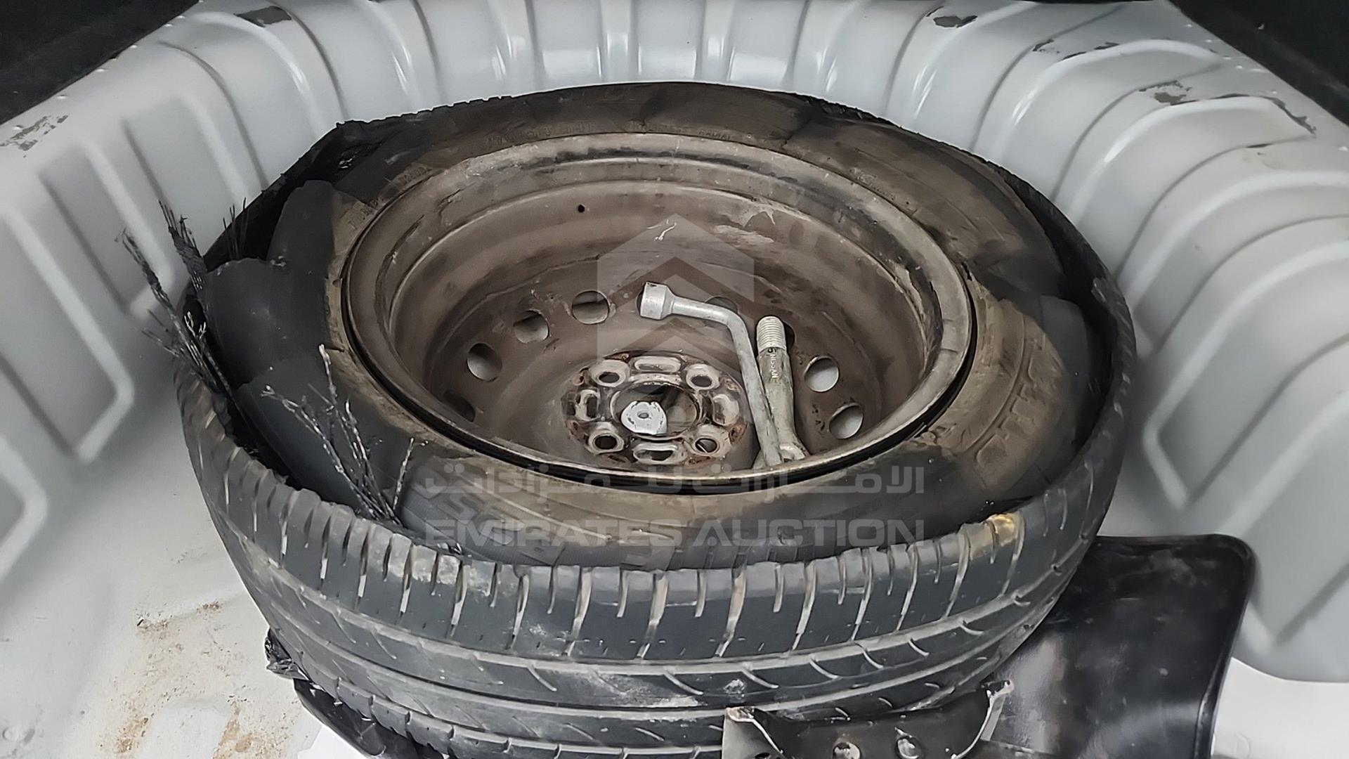 2019 NISSAN SUNNY VIN: MDHBN7ADXKG684330