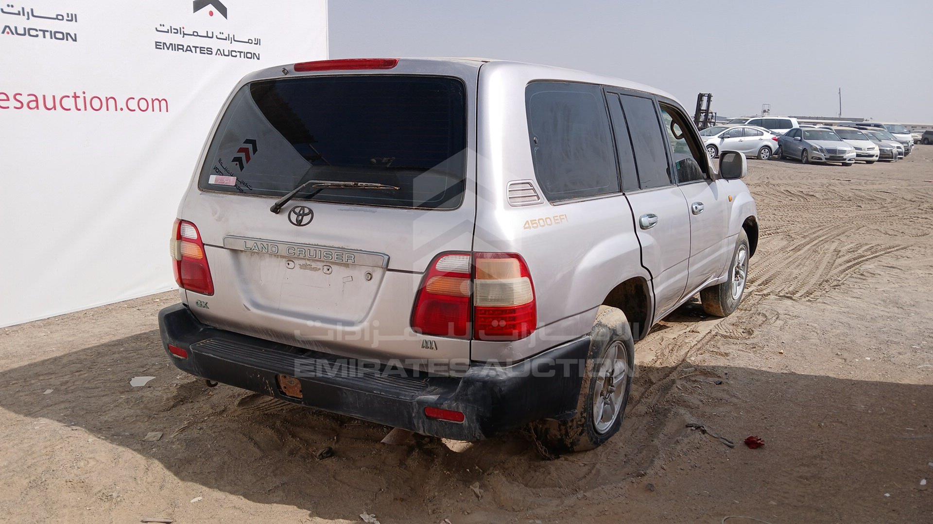 2000 TOYOTA LAND CRUISER VIN: JT3HJ09J5Y0027111