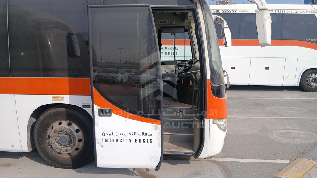 2019 King Long XMQ 6120 — Front Right Door — Photo 22