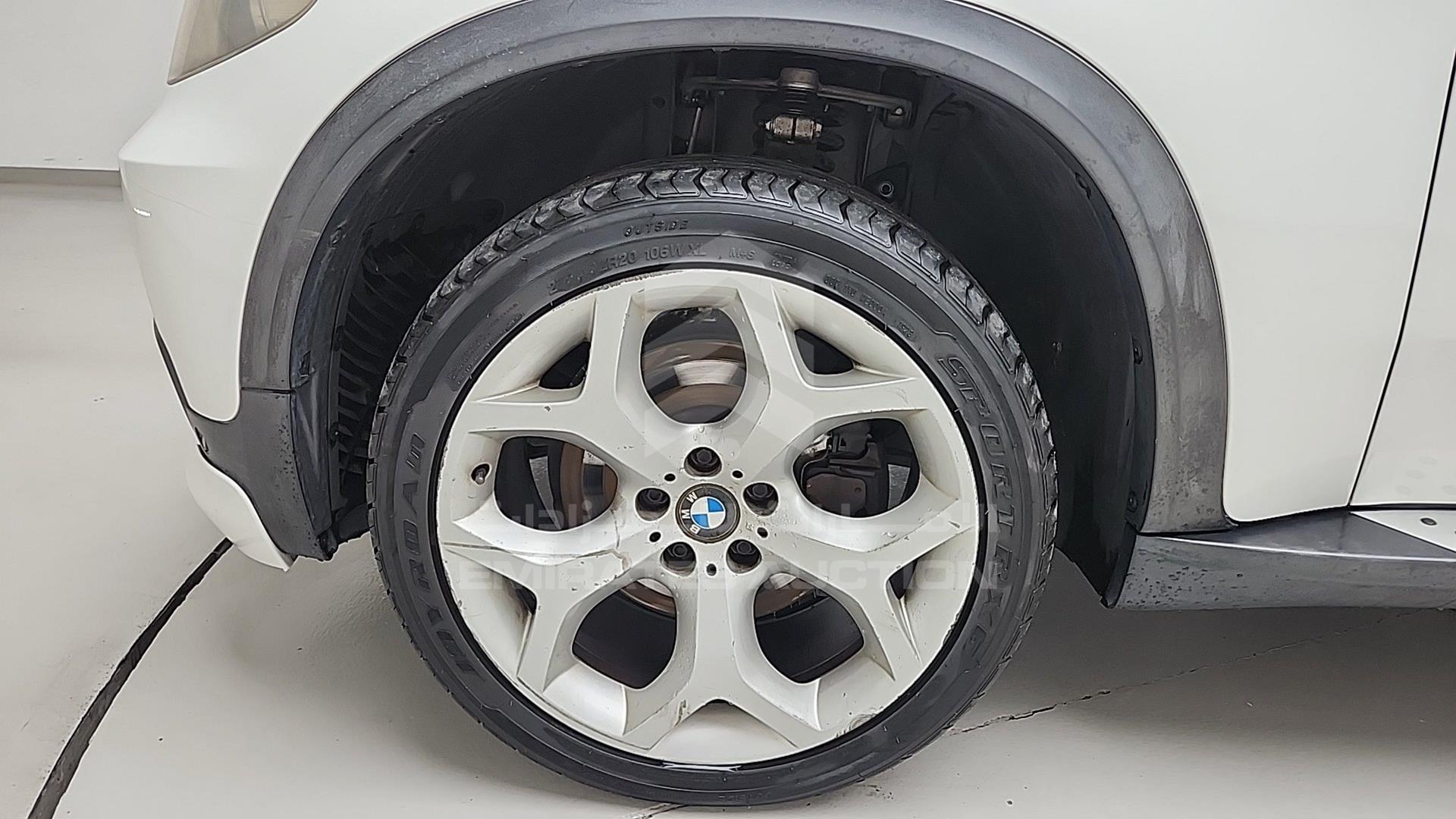 2008 BMW X5 VIN: WBAFE81028L092731