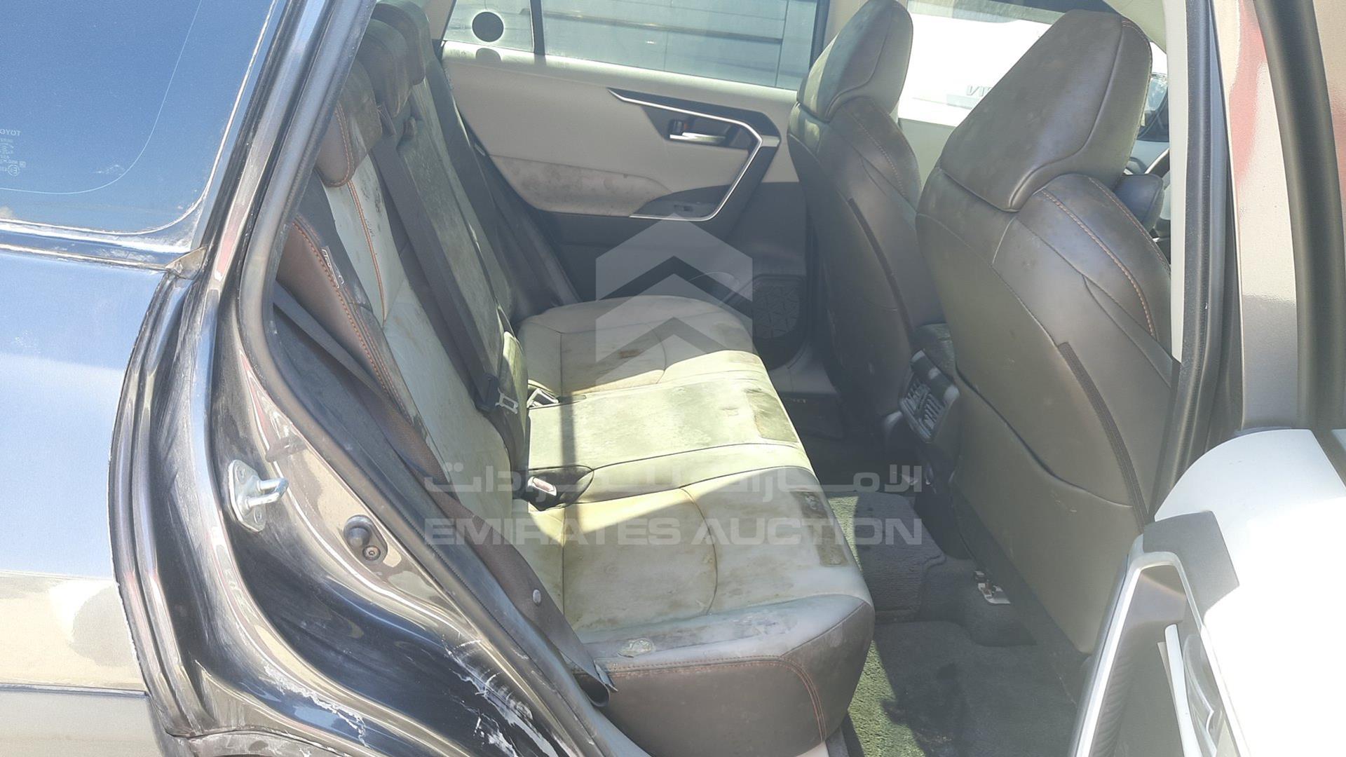 2020 TOYOTA RAV-4 VIN: JTMJ13FV8LJ031601