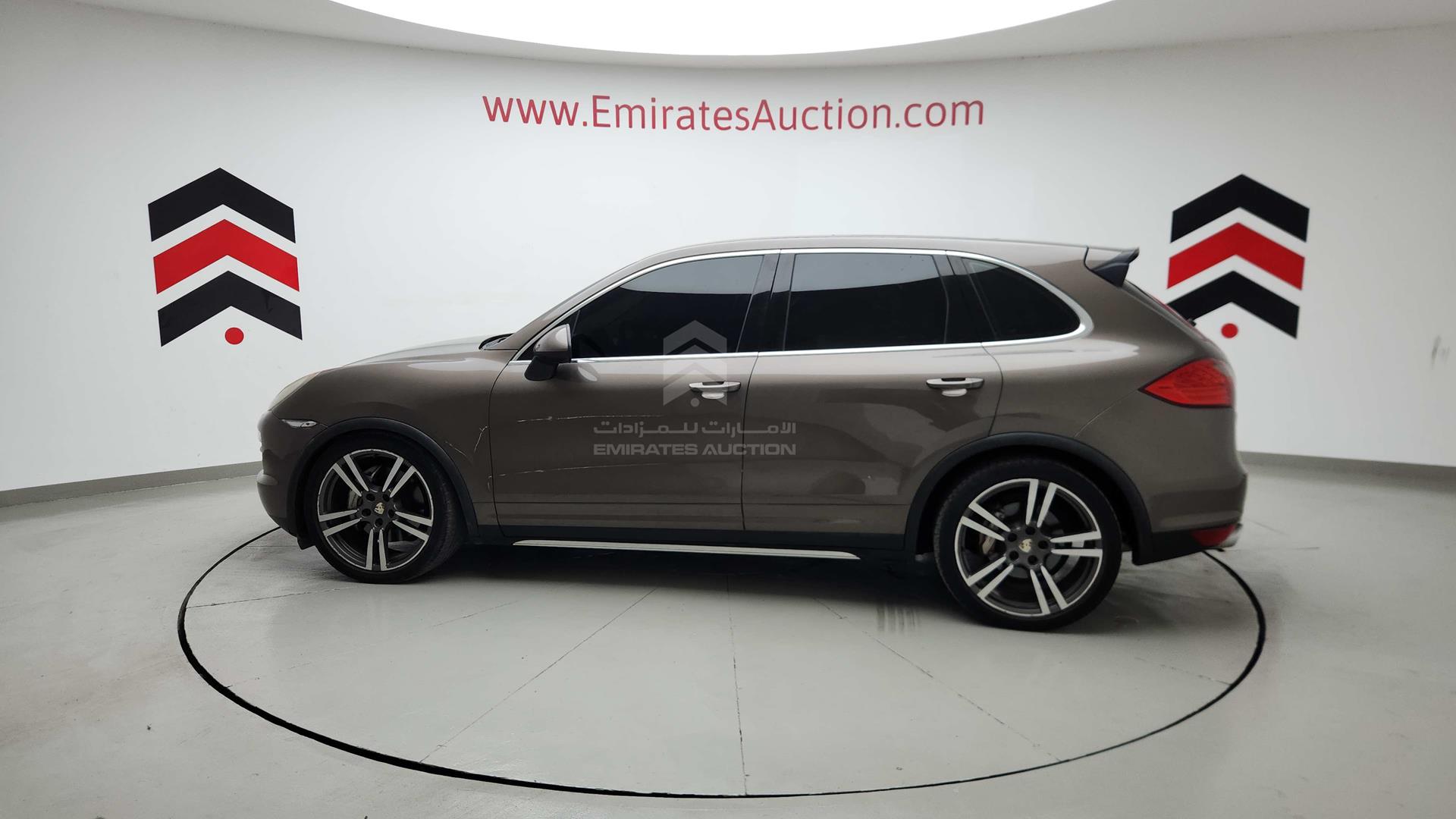 2013 PORSCHE CAYENNE VIN: WP1ZZZ92ZDLA83541