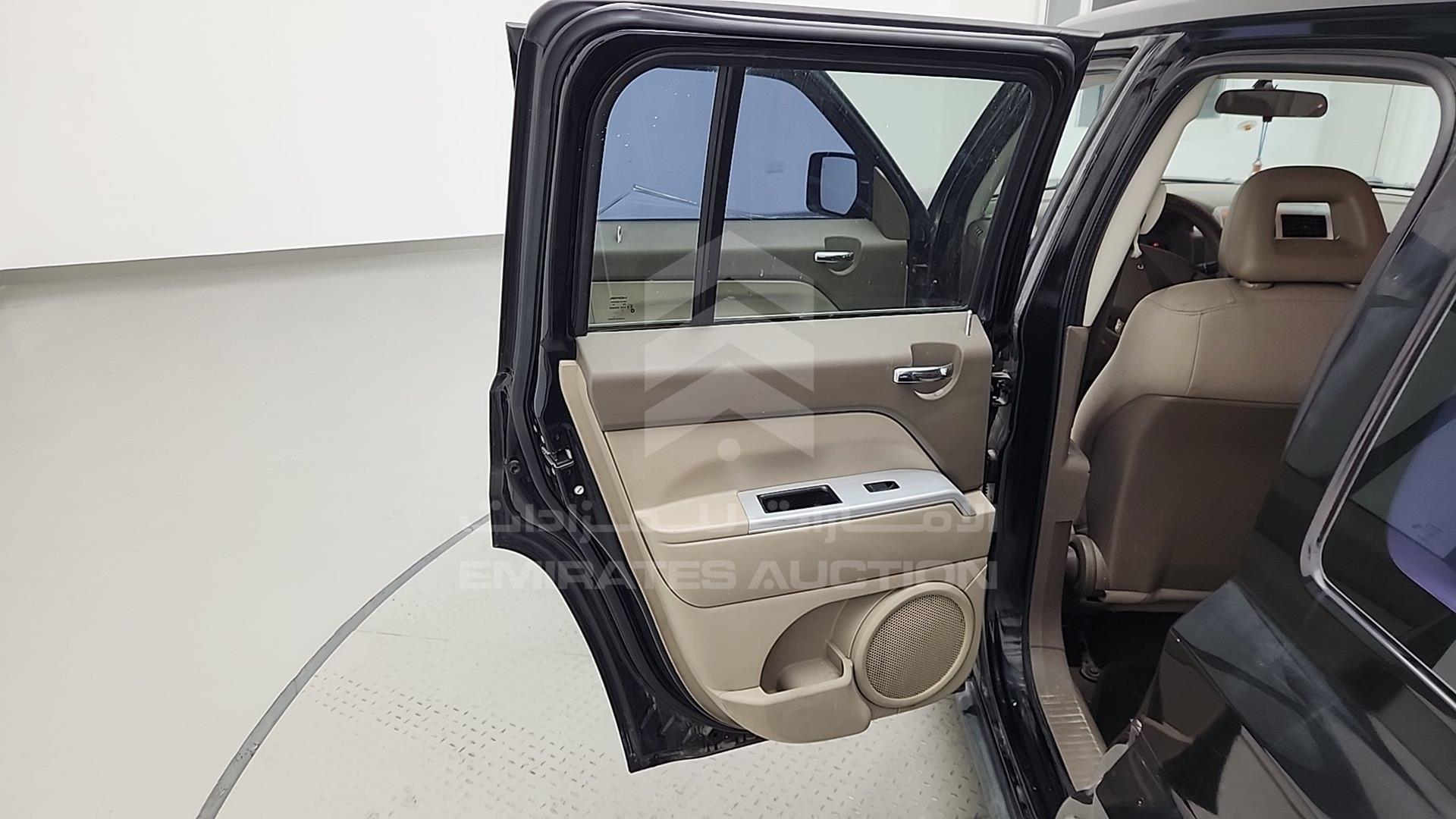 2008 JEEP PATRIOT VIN: 1J8FFF8W38D667758