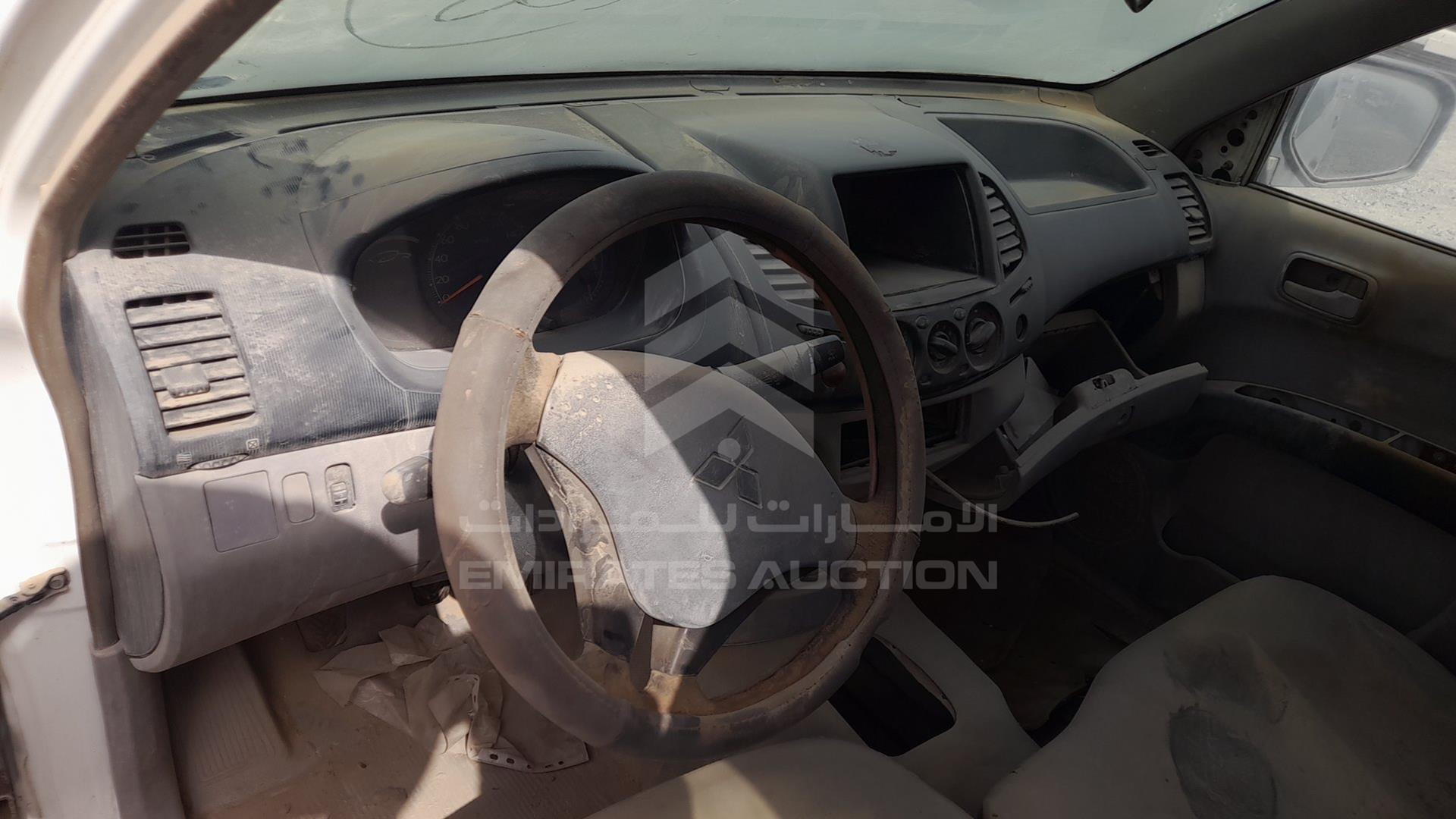 2008 MITSUBISHI L 200 VIN: MMBJNKA508D018854