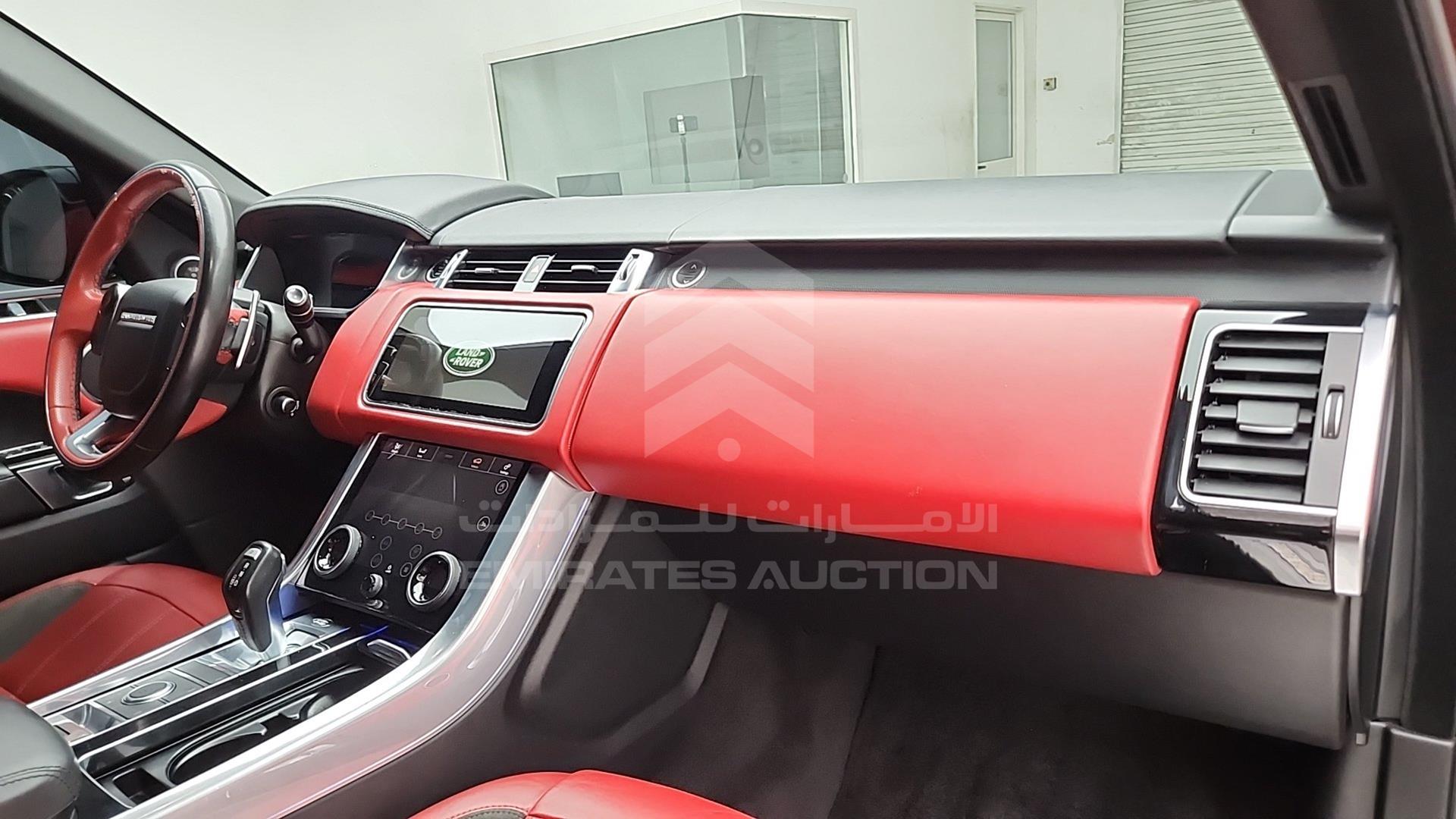 2020 RANGE ROVER SPORT VIN: SALWA2BU6LA725144