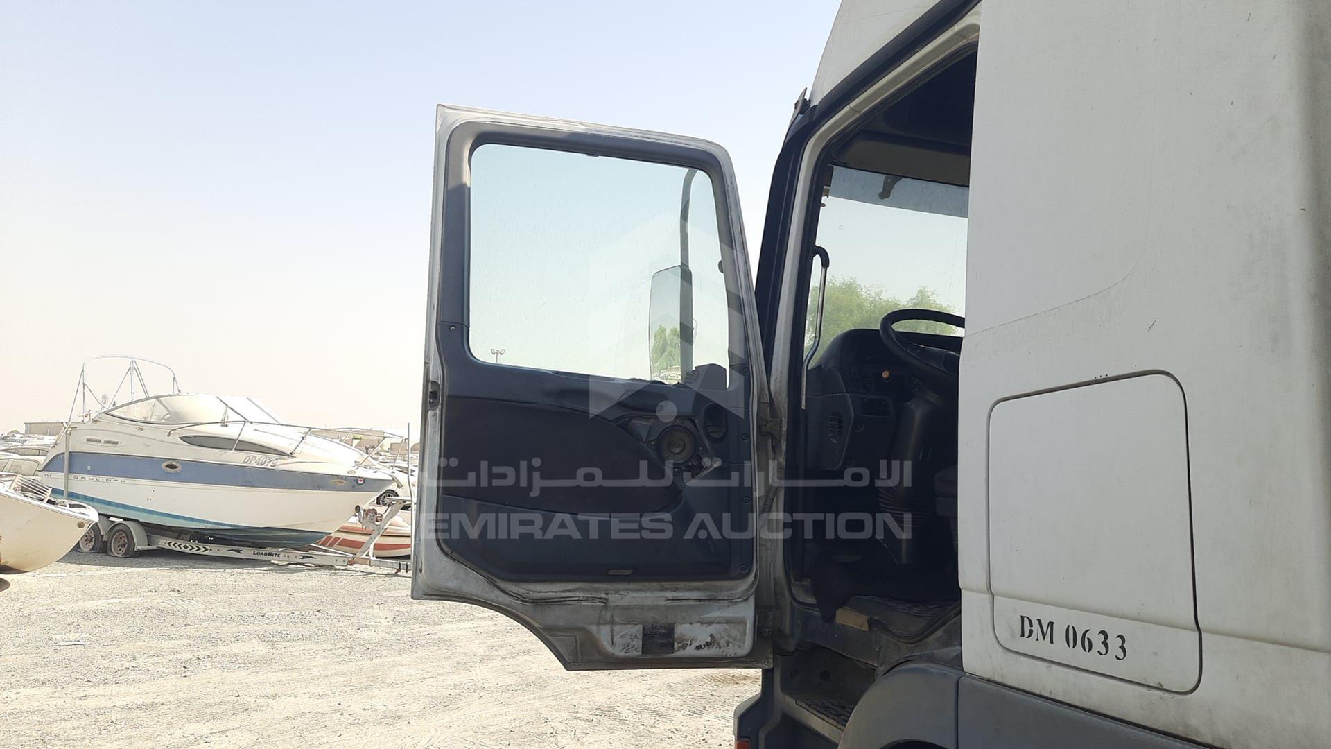 2007 MERCEDES ACTROS VIN: WDAKHCAA77L186531