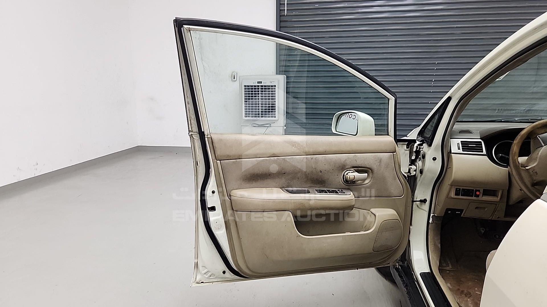 2007 NISSAN TIIDA VIN: JN1CC11C47T013137